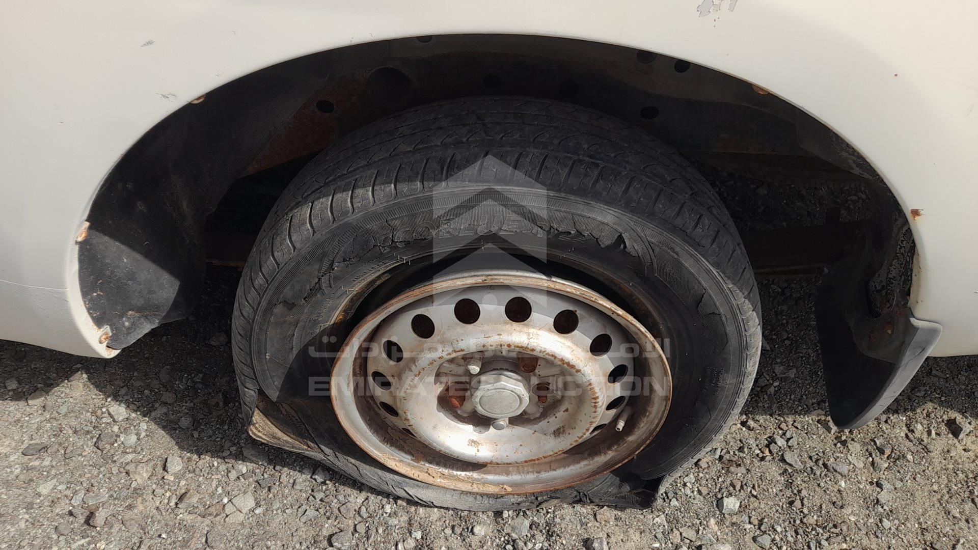2008 MITSUBISHI L 200 VIN: MMBJNKA508D018854