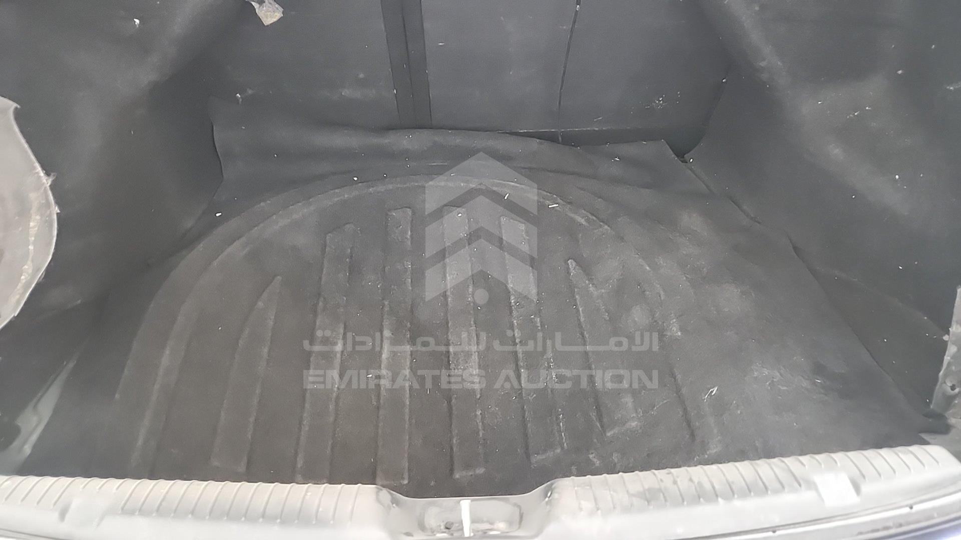 2013 HYUNDAI ELANTRA VIN: 5NPDH4AE2DH290875