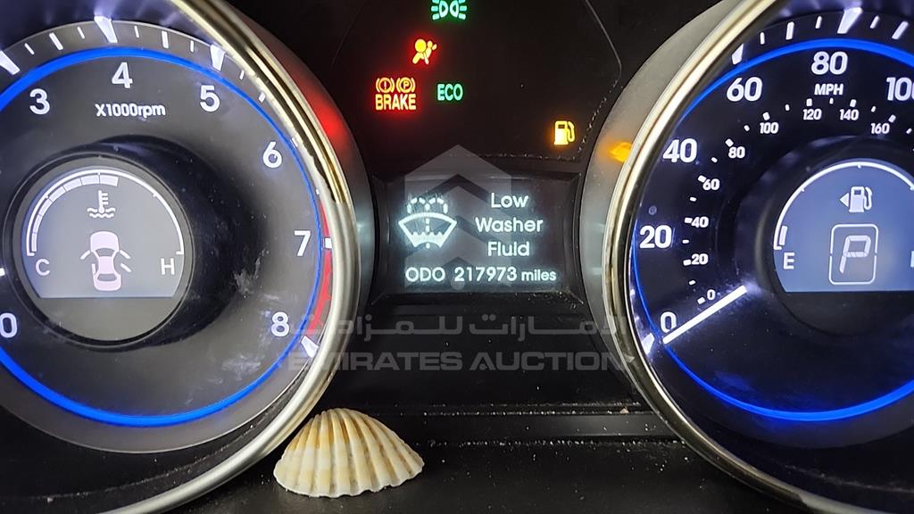5NPEB4AC4BH172148 - 2011 HYUNDAI SONATA - #517690