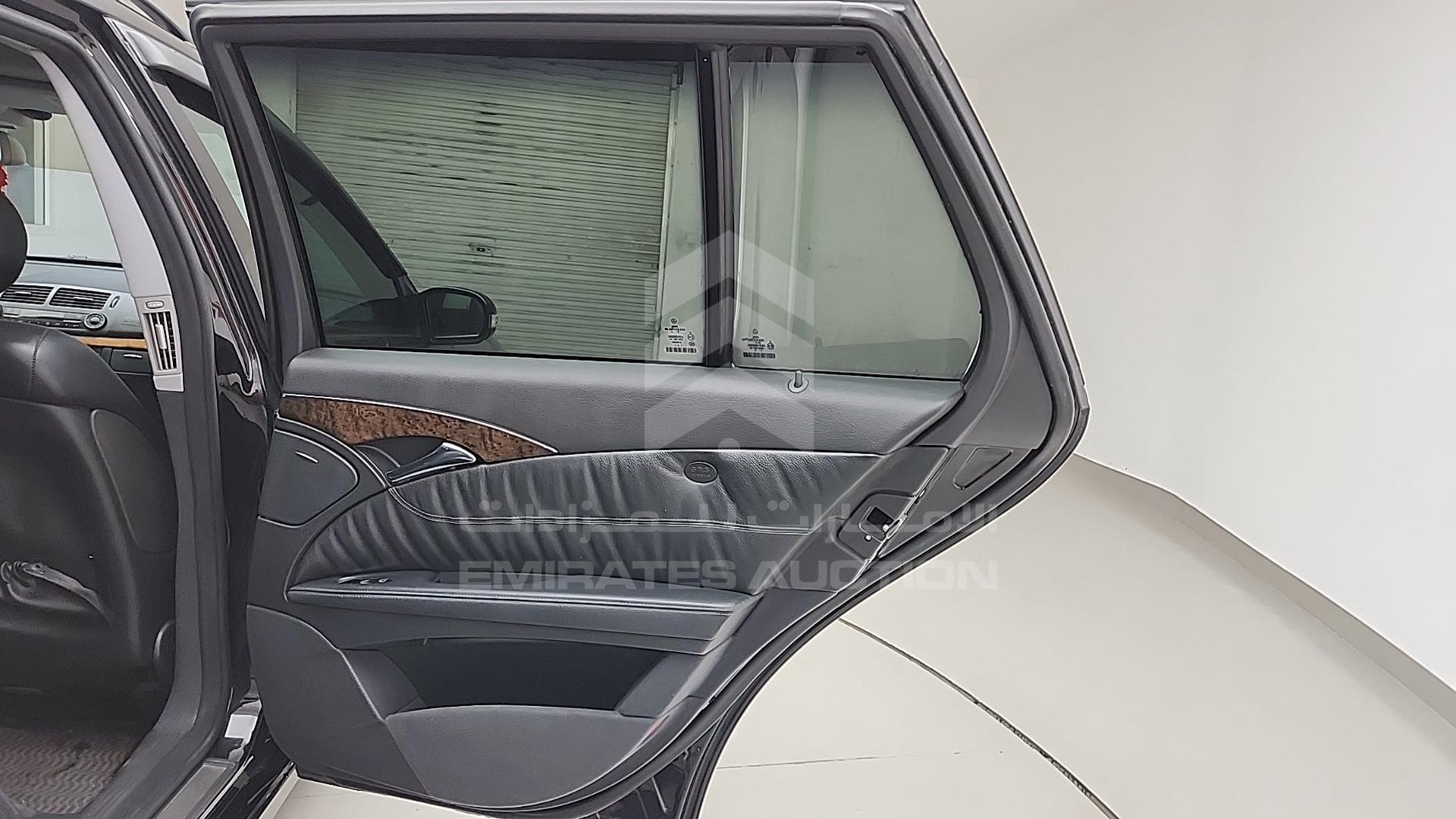 2005 MERCEDES E 500 VIN: WDB2112701A688827