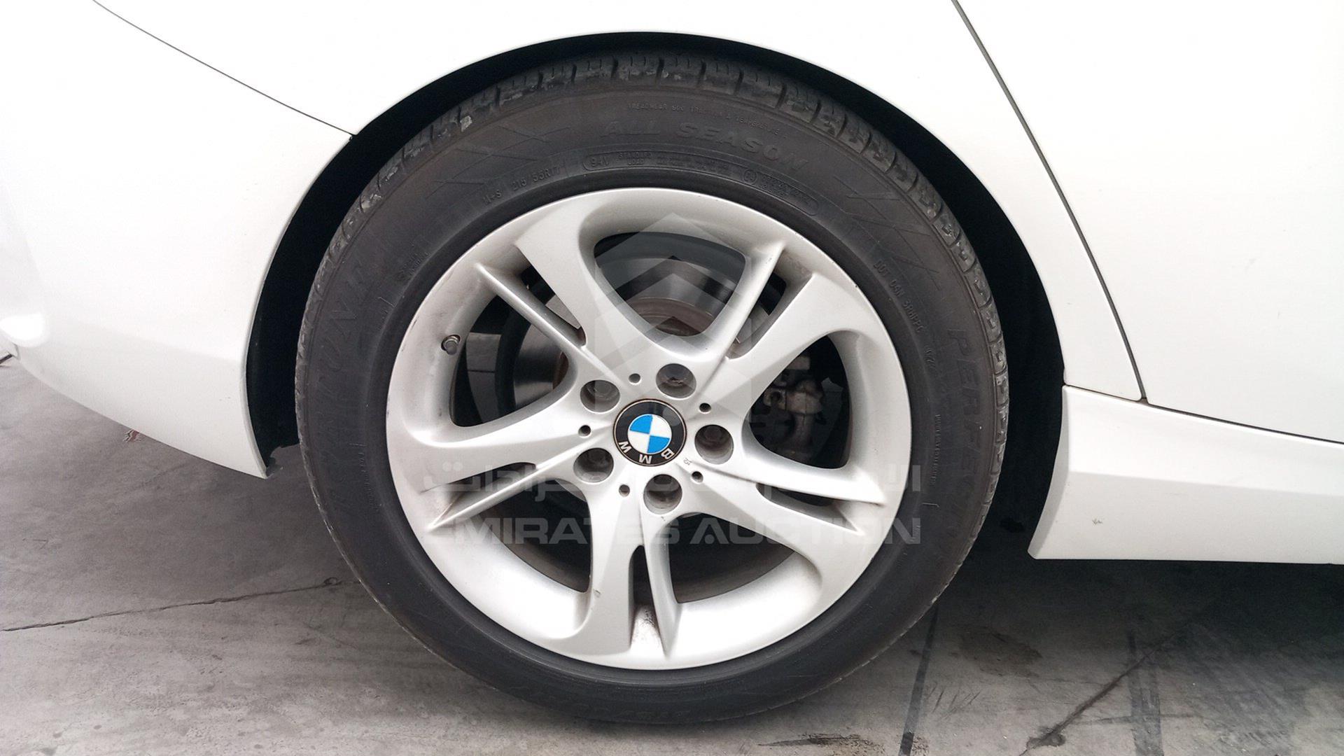 2016 BMW 120 VIN: WBA1U710XG5D33903