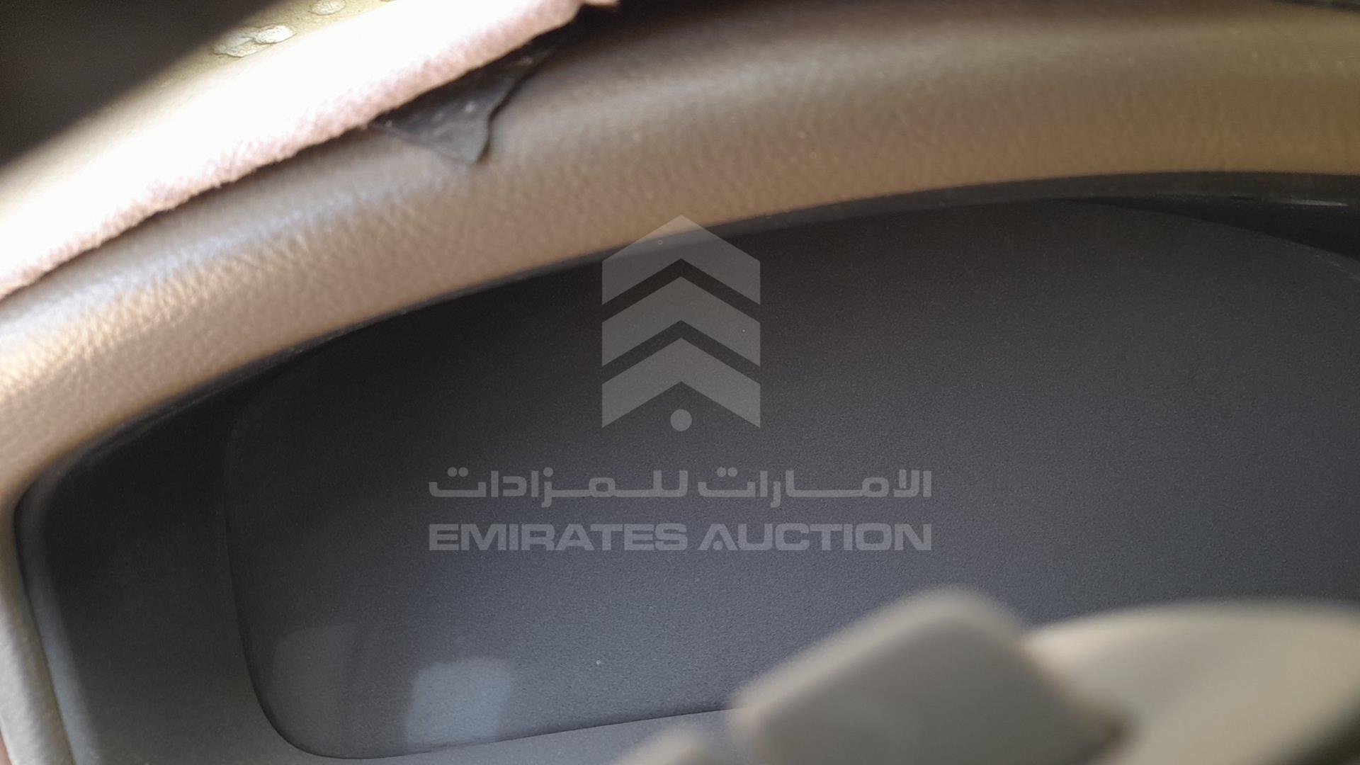 2001 LEXUS LS 430 VIN: JTHBN30F410002950