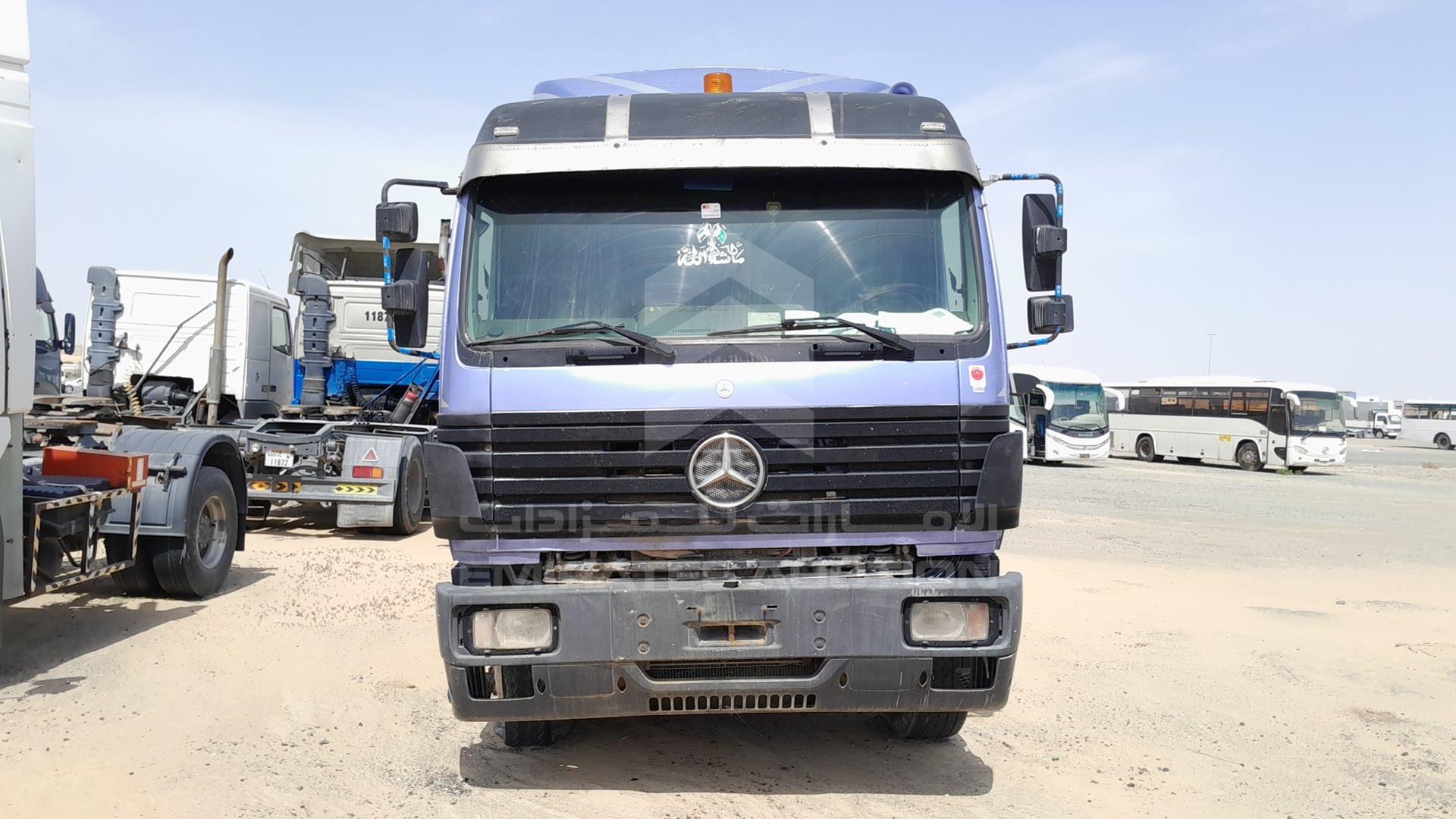 1995 MERCEDES 1844 VIN: WDB6555901K092057