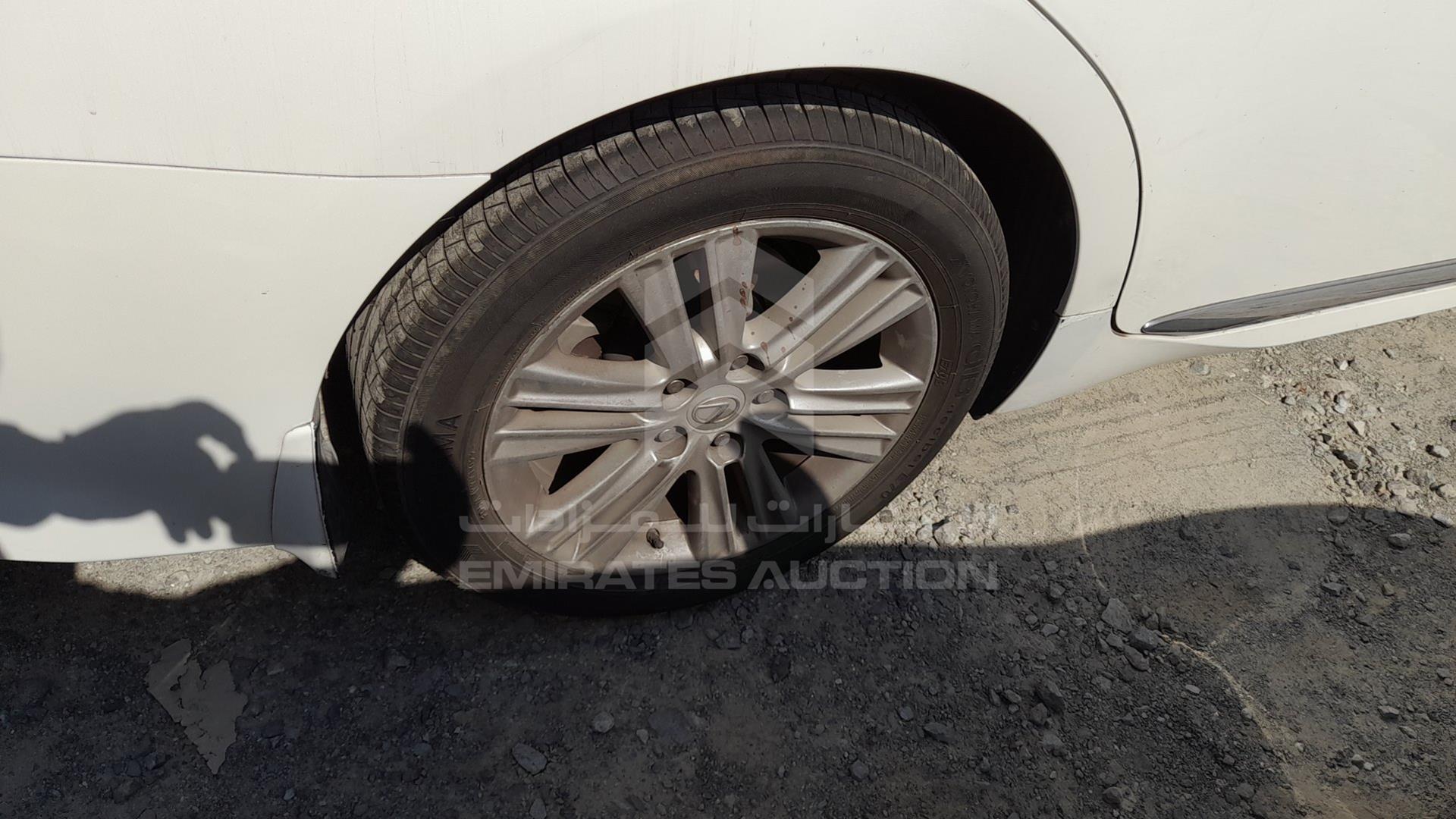 2015 LEXUS ES 350 VIN: JTHBK1GG5F2159734