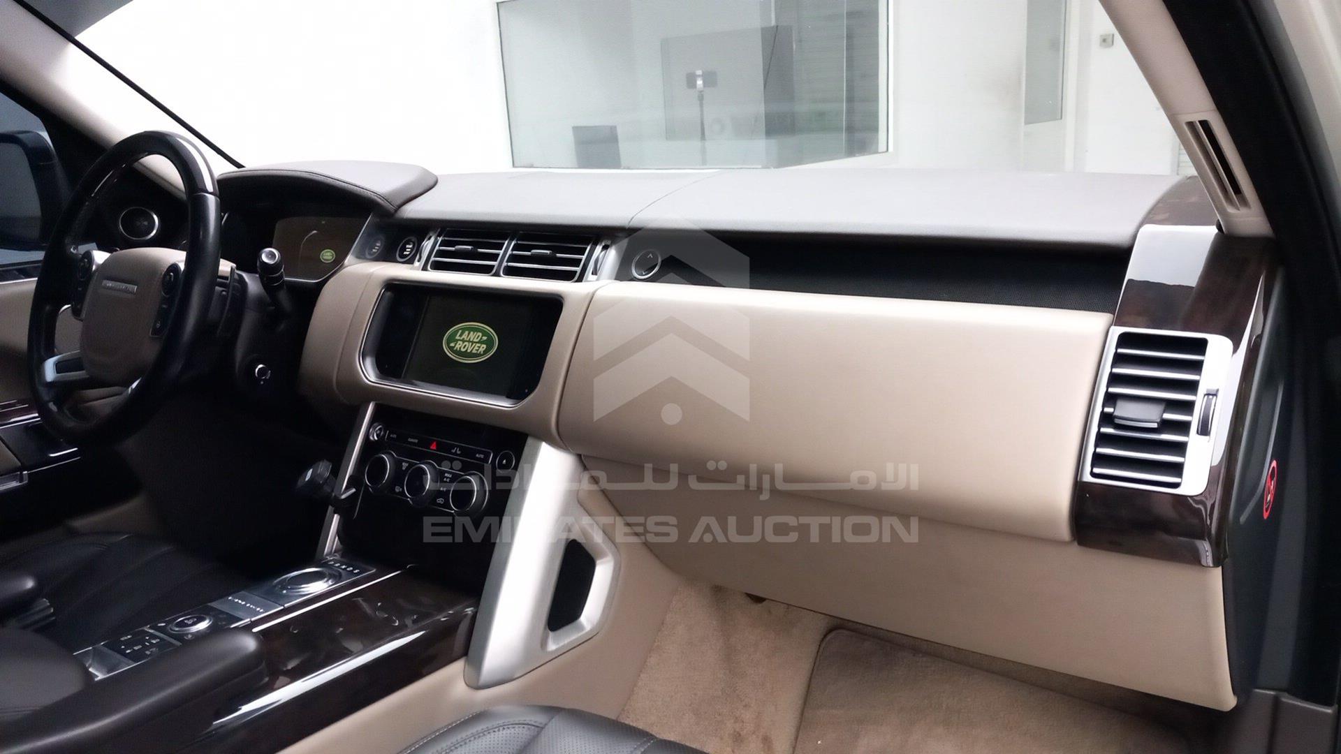 2014 RANGE ROVER VOGUE VIN: SALGA2EF7EA168832