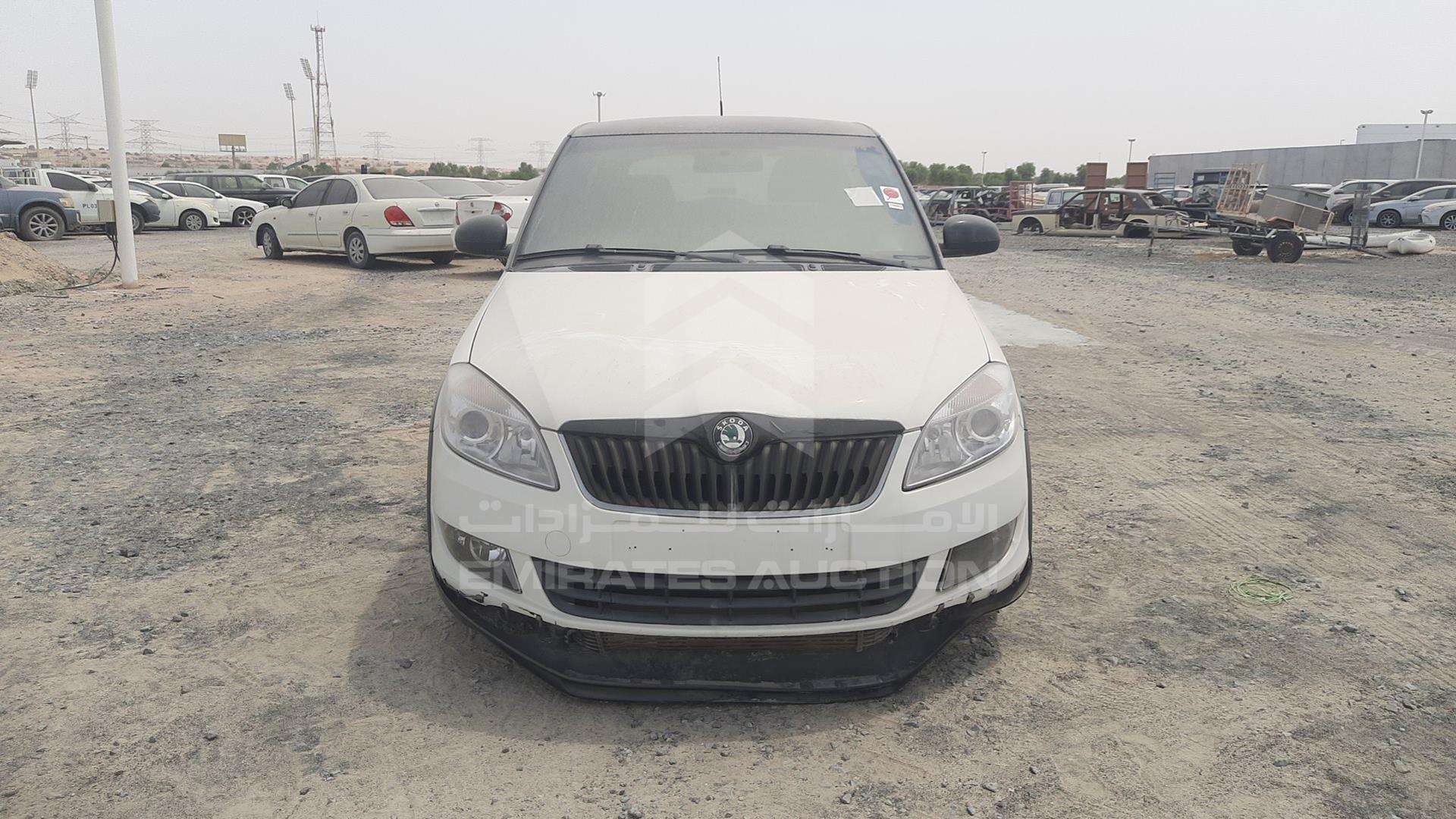 2014 SKODA FABIA VIN: TMBEP2NC8E3990109