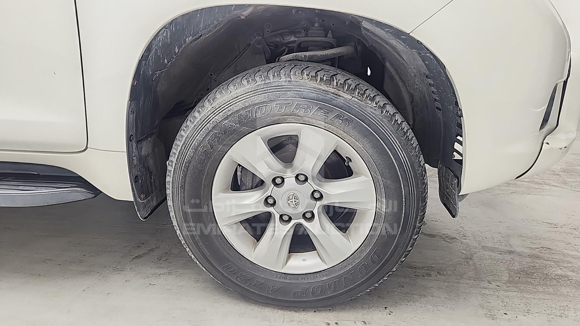 2011 TOYOTA PRADO VIN: JTEBX9FJXB5015146