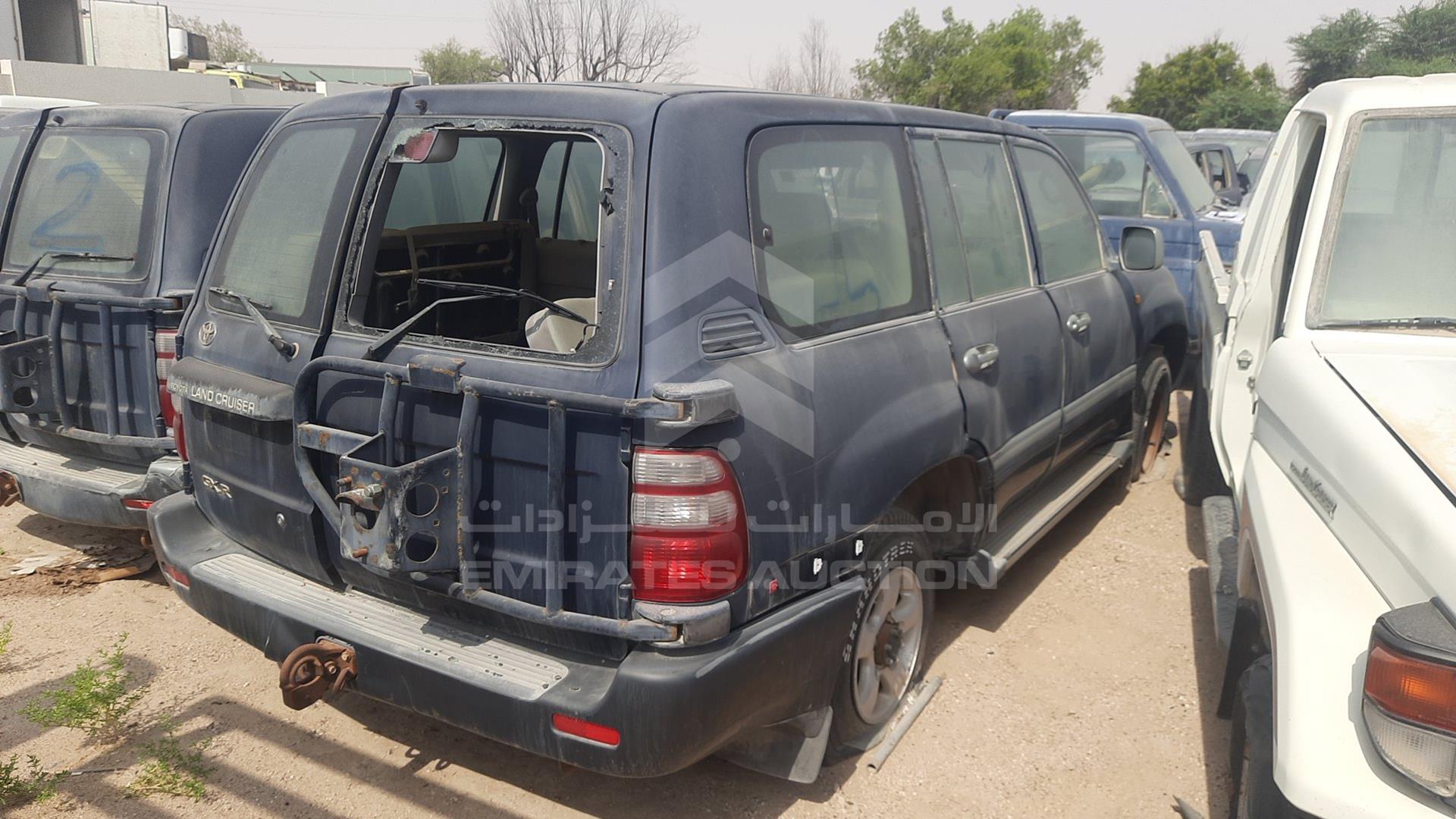 2004 TOYOTA LAND CRUISER VIN: JTECB09J543013541