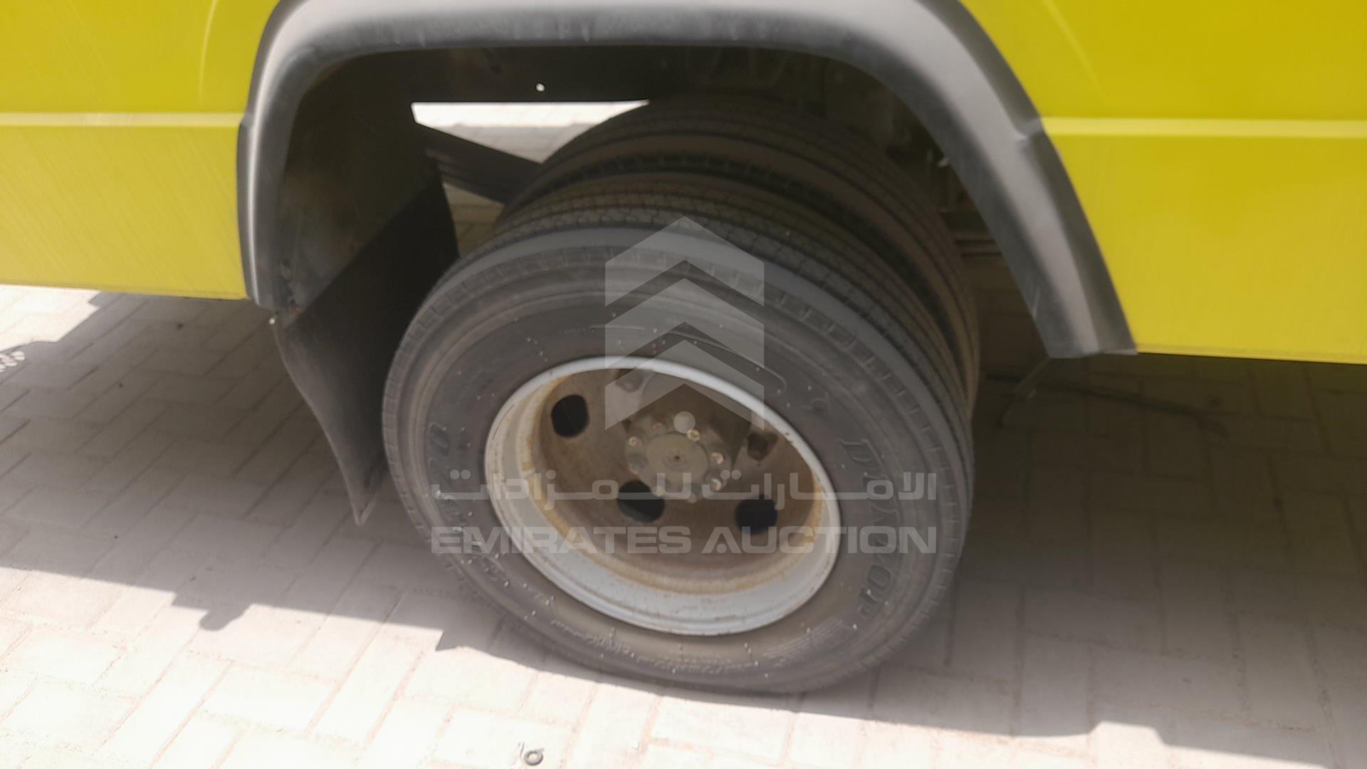 0 MERCEDES --- VIN: WD3D049349N137250