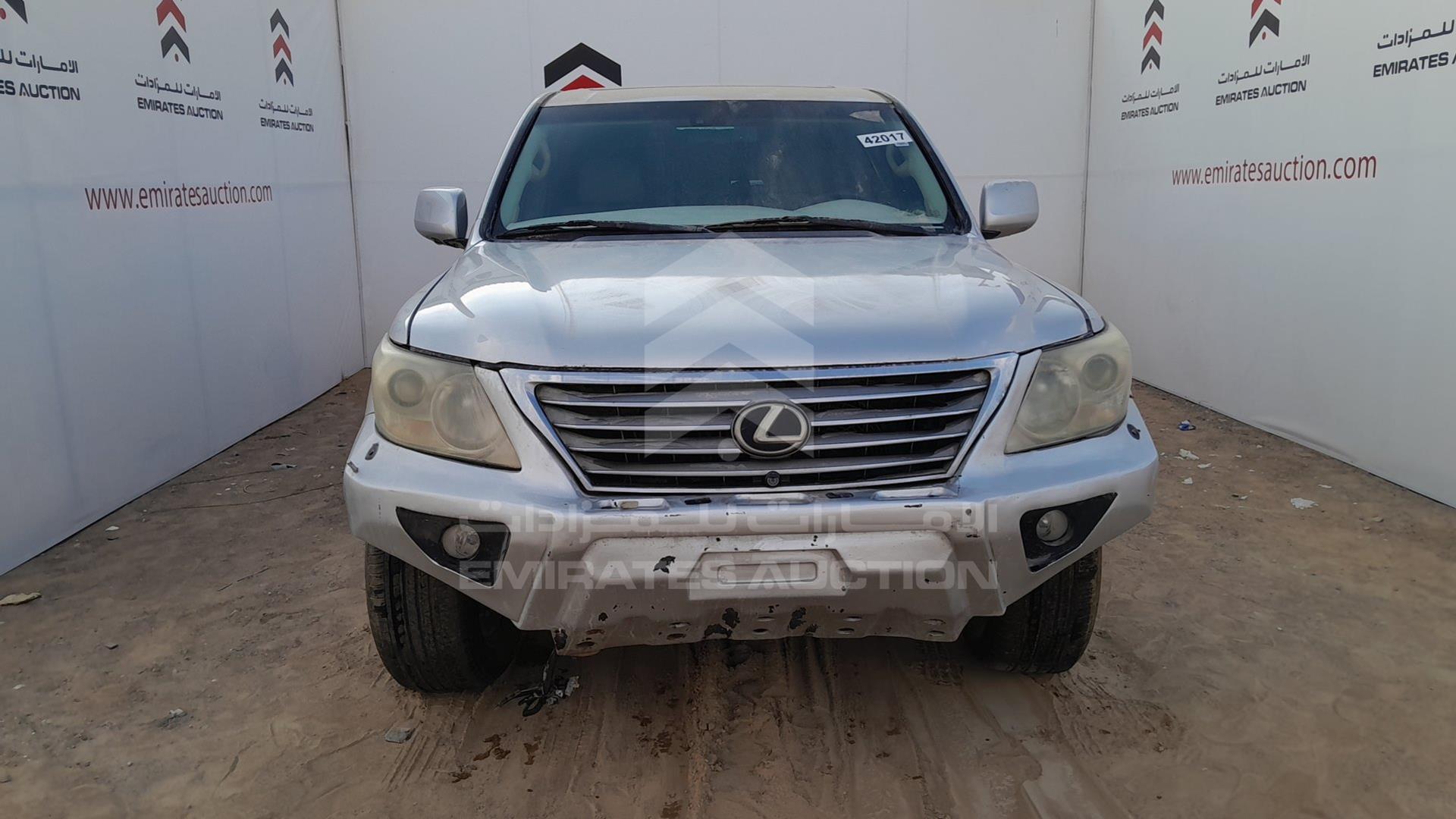 2009 LEXUS LX 570 VIN: JTJHY00W994024879