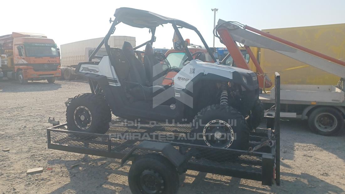 2010 Buggy + Trolly — Front Right Angle — Photo 8