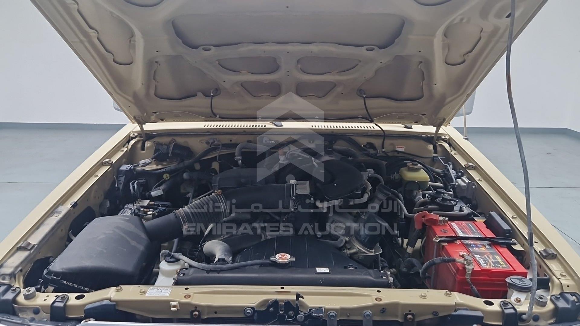 2018 TOYOTA LAND CRUISER VIN: JTFBU71J6J7069756
