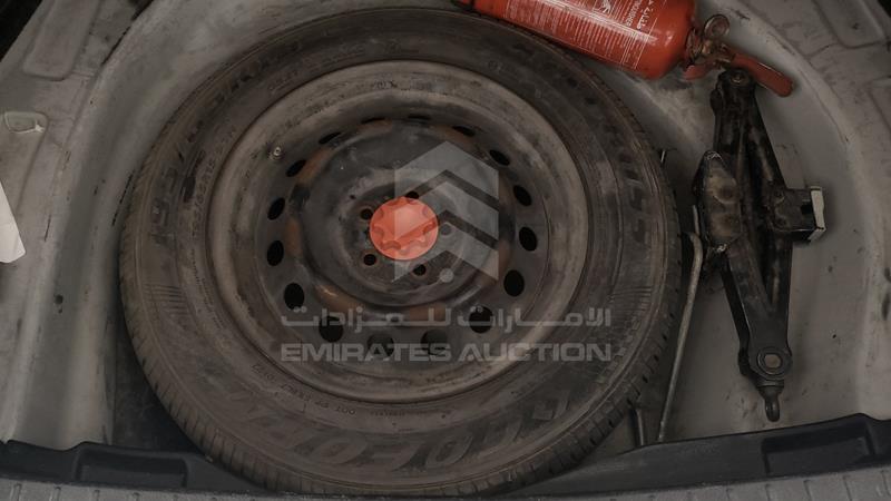 RKLBB9HE9J5206559 Auction: EmiratesAuction Lot: 404120 RKLBB9HE9J5206559 Toyota Corolla 2018 WHITE Photo 21