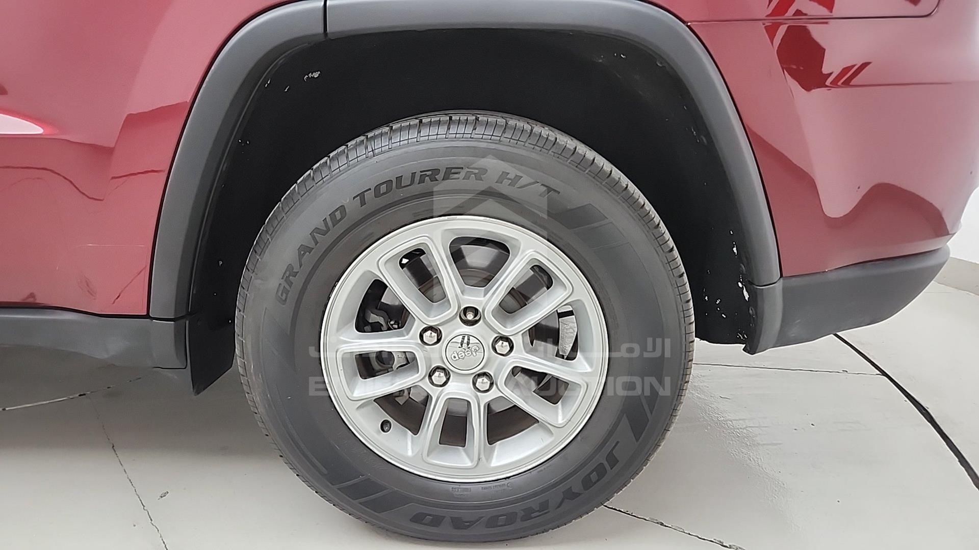 2018 JEEP GRAND CHEROKEE VIN: 1C4RJEAG9JC429523
