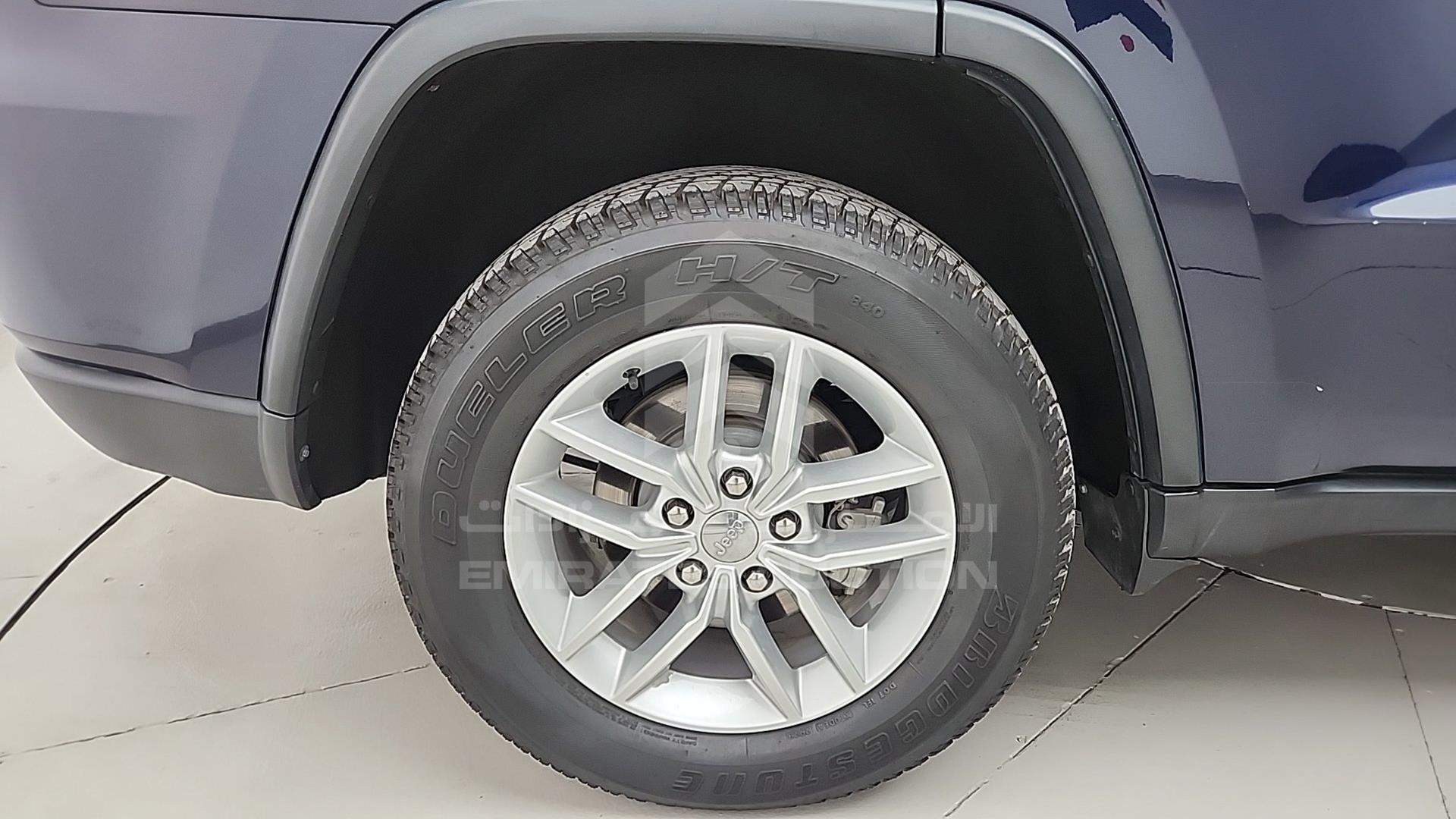 2017 JEEP GRAND CHEROKEE VIN: 1C4RJFAG4HC614109