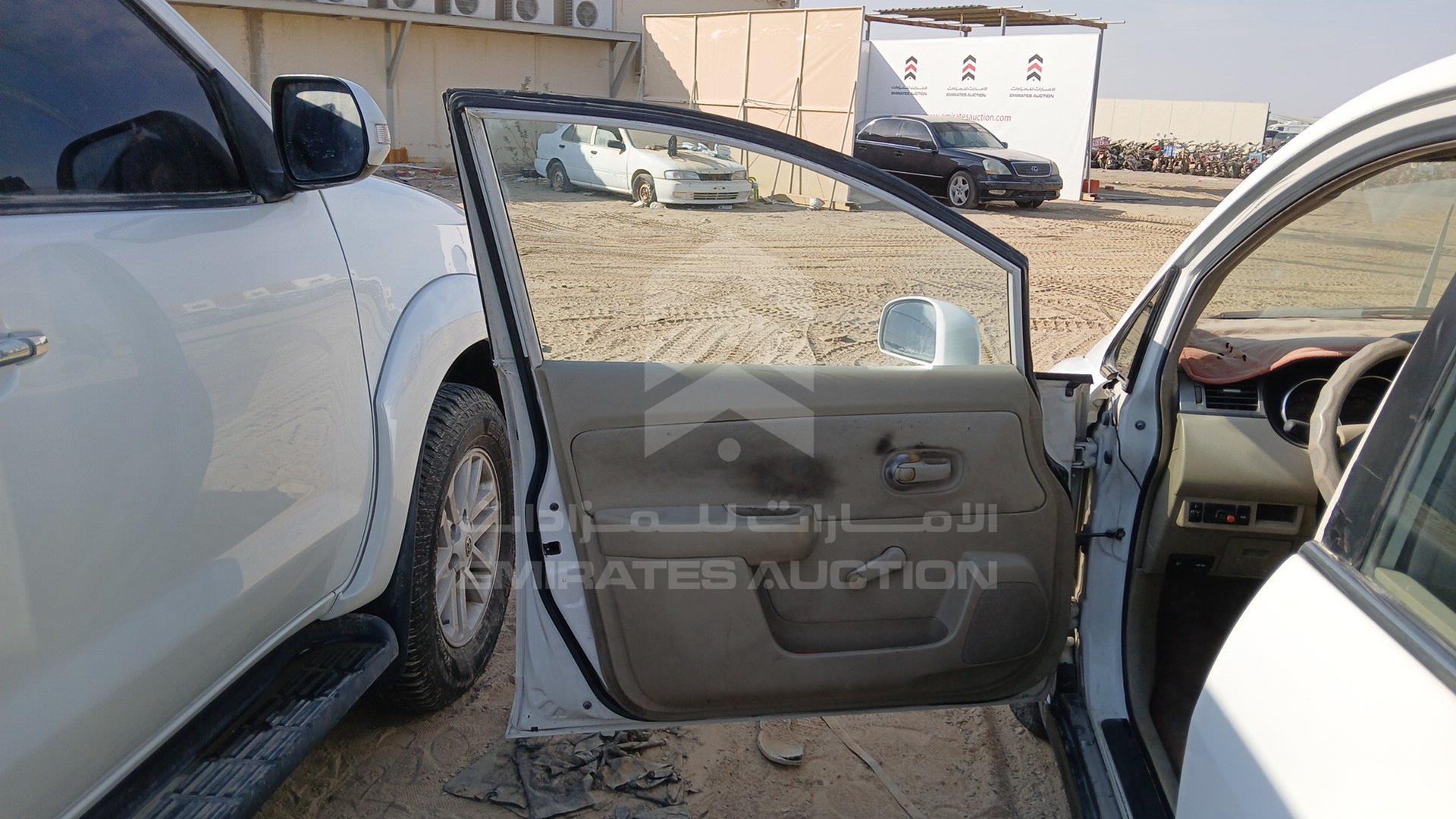 2006 NISSAN TIIDA VIN: JN1CC11C86T101221