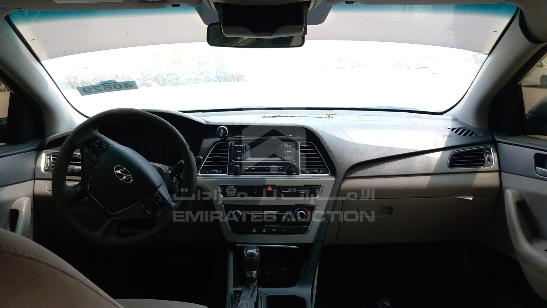 2015 HYUNDAI SONATA VIN: 5NPE24AF8FH039795