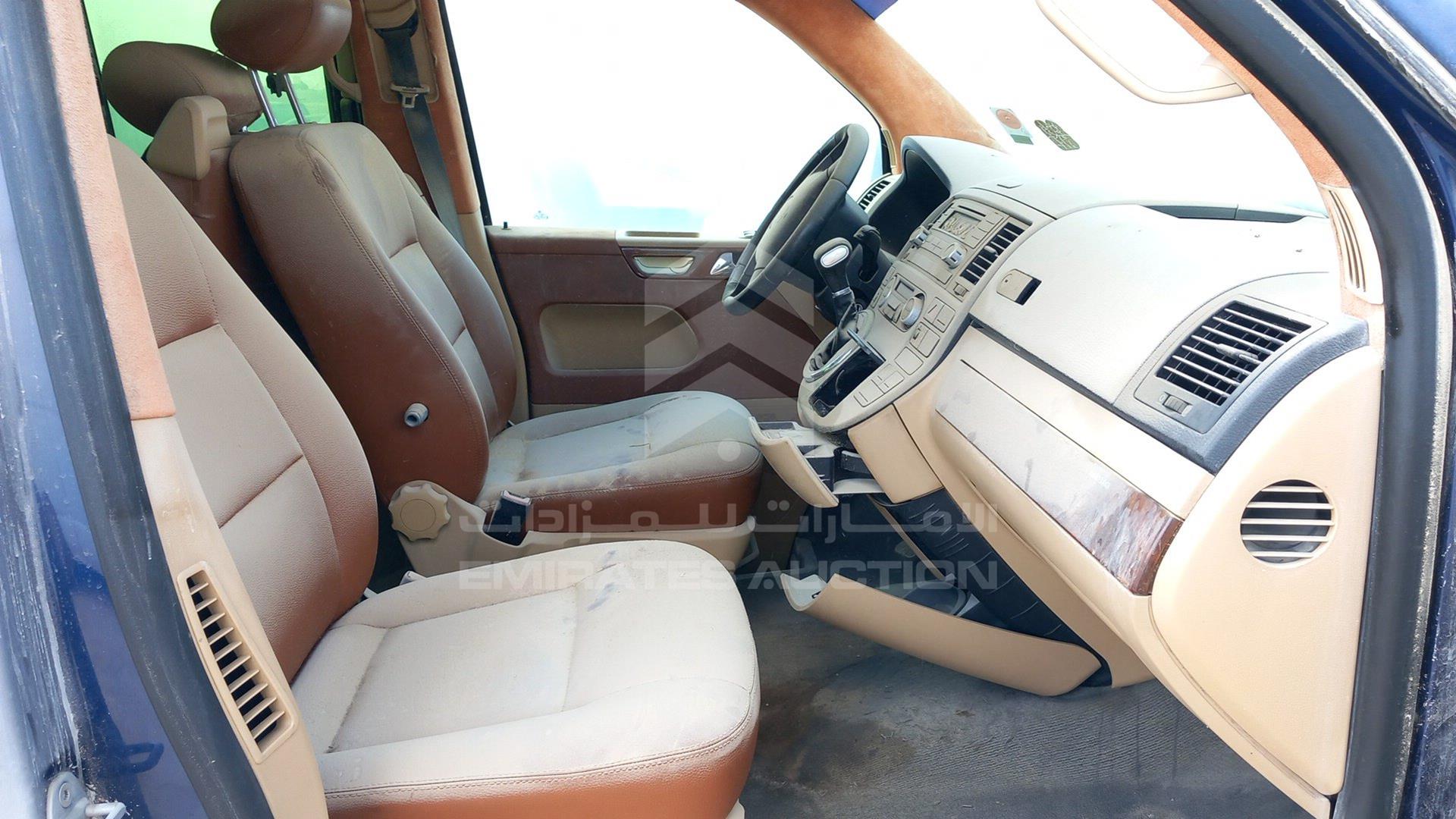 2007 VOLKSWAGEN MULTIVAN VIN: WV2LAF7H77H088177