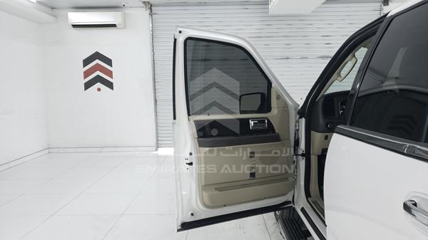 Lincoln Navigator 2017 5LMJJ3LT8HEL05455 Image 11