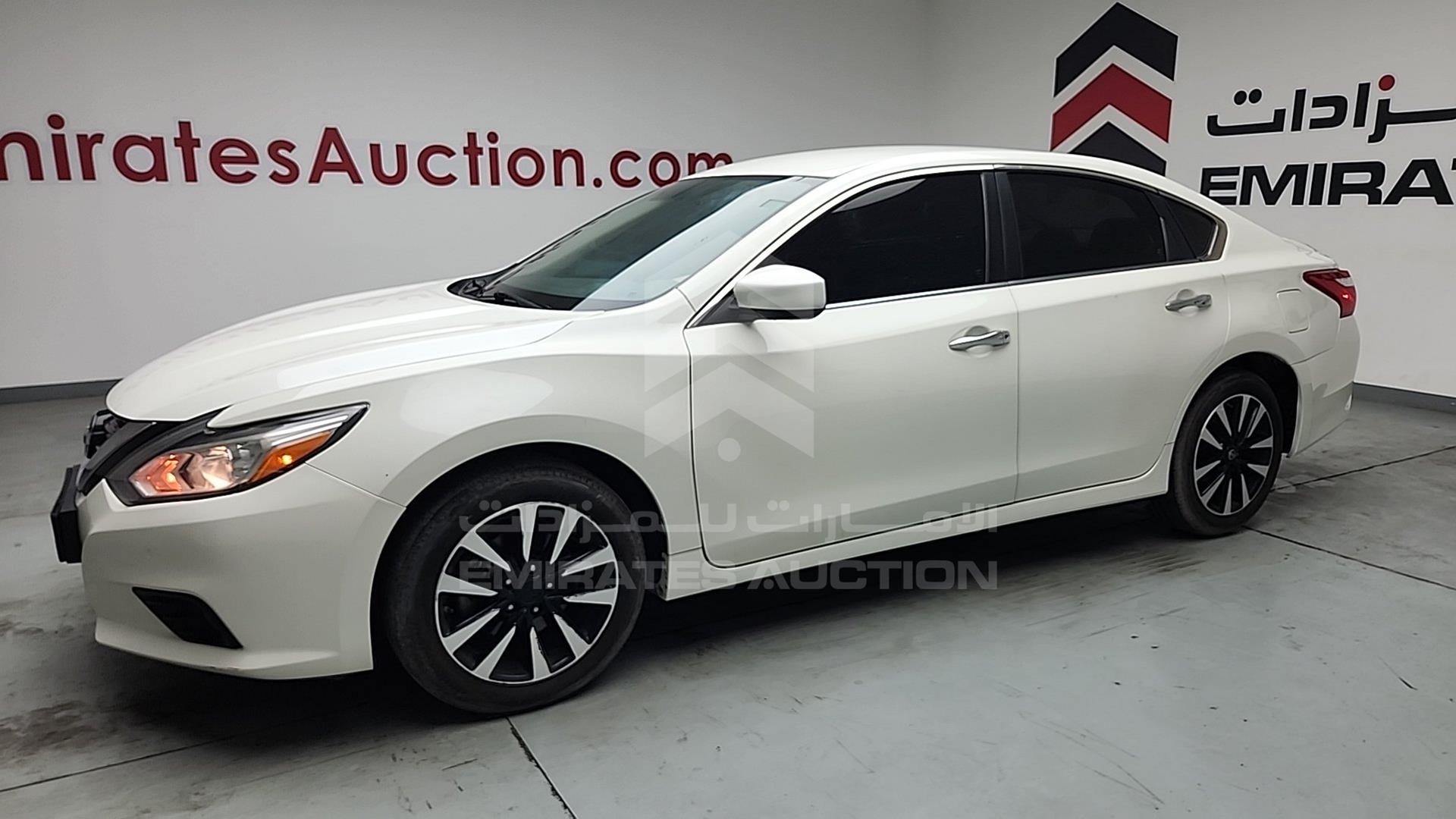 2018 NISSAN ALTIMA VIN: 1N4AL3A92JC293206