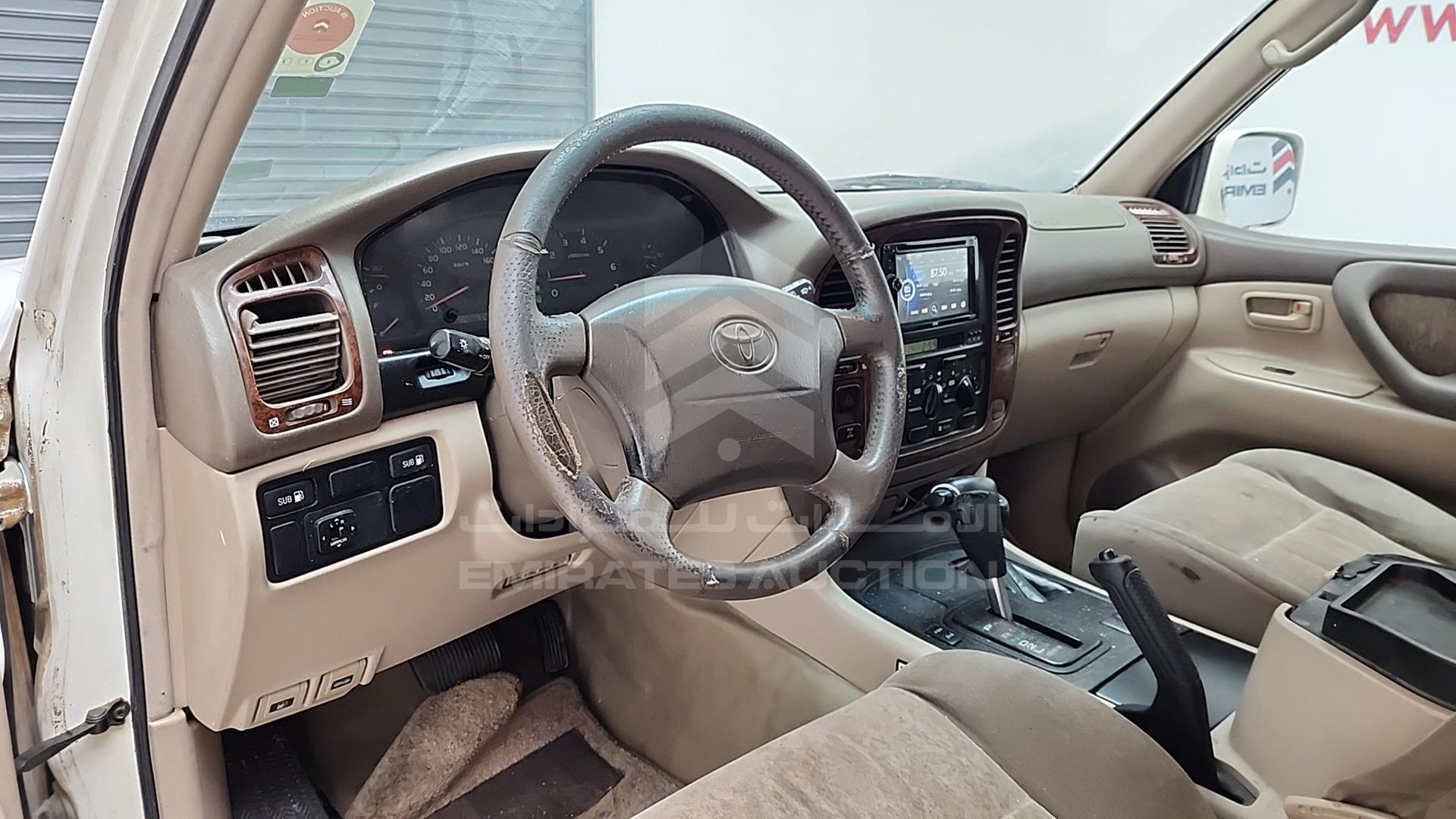 2000 TOYOTA LAND CRUISER VIN: JT3HT05J0Y0081156