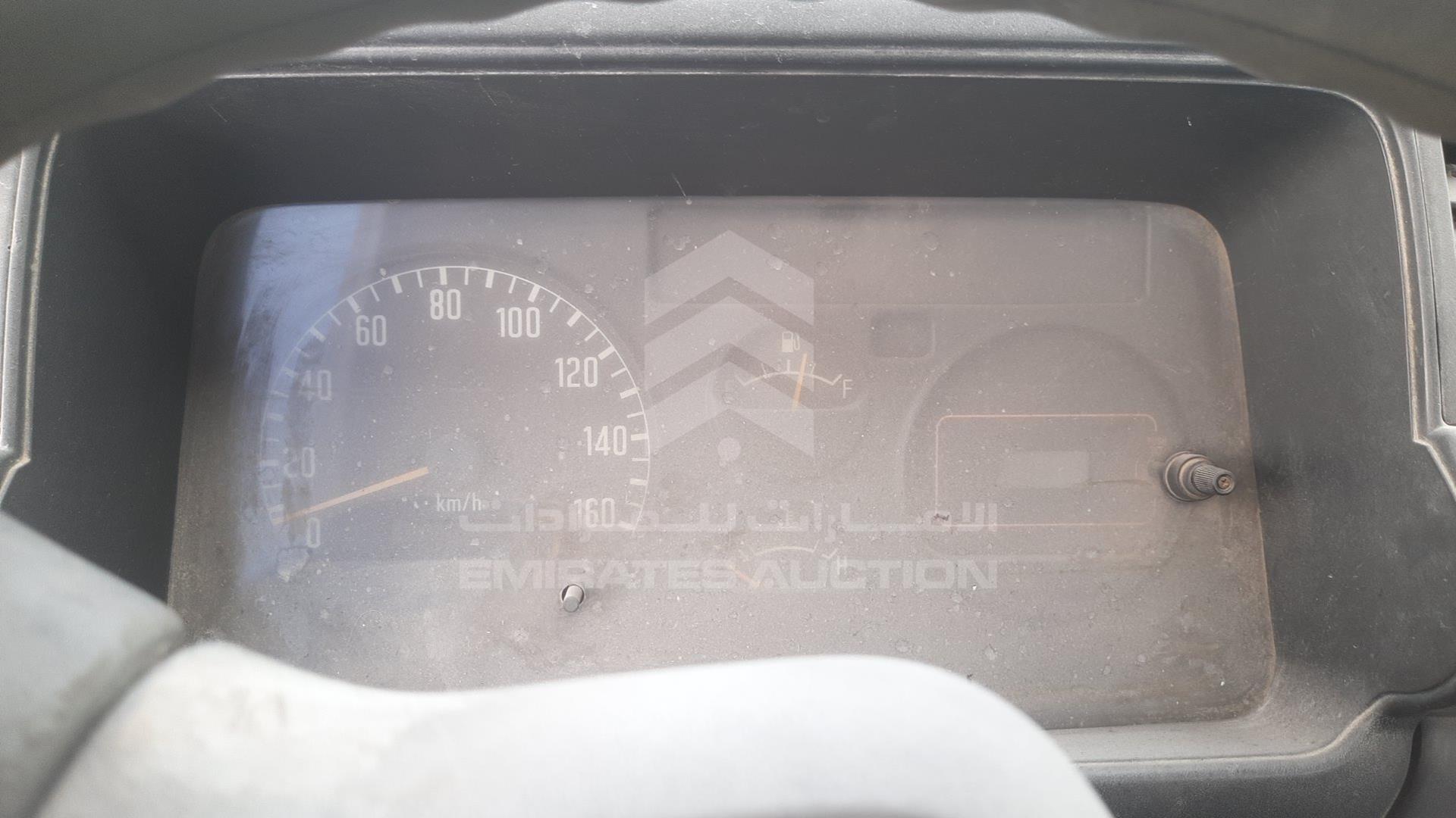 2001 ISUZU NPR VIN: JAAJP34G317P03388