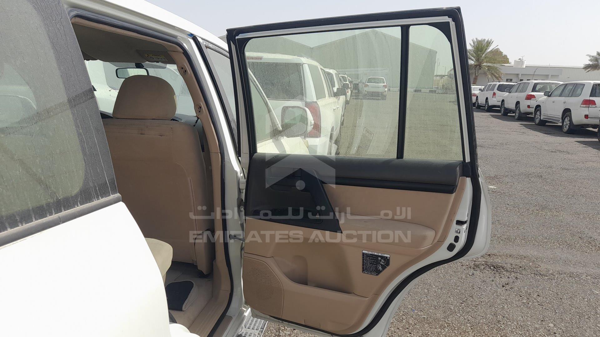 2014 TOYOTA LAND CRUISER VIN: JTMDU09JXE5082542