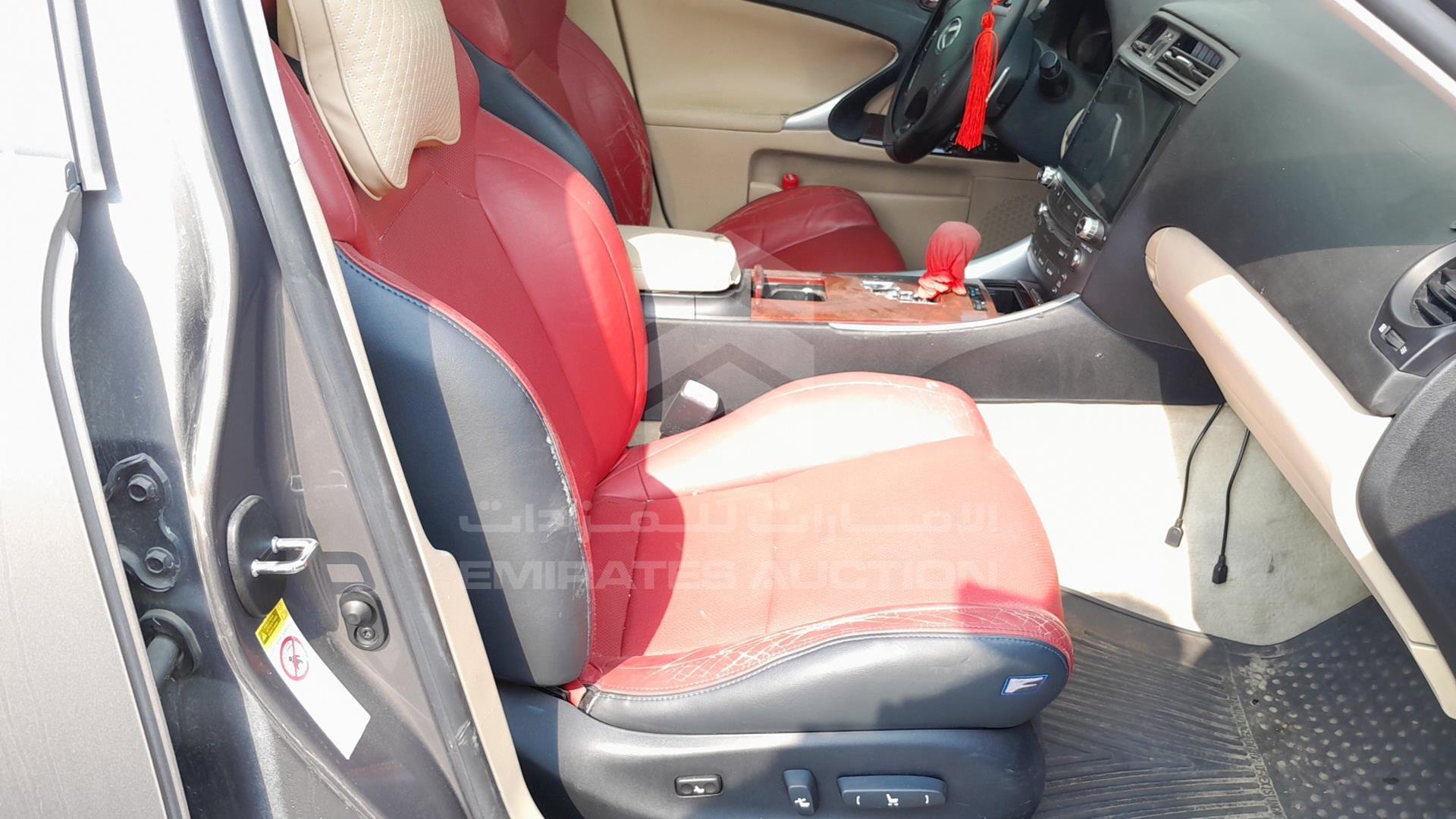 2007 LEXUS IS 250 VIN: JTHBK262X72043815