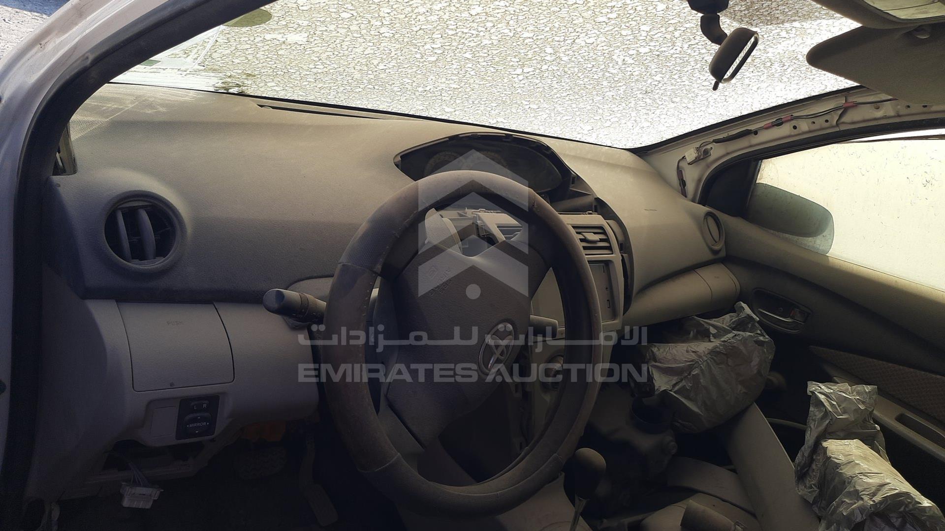 2007 TOYOTA YARIS VIN: JTDBW923171044077