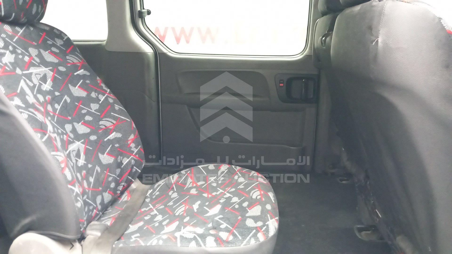 2017 HYUNDAI H1 VIN: KMJWA37R7HU866337