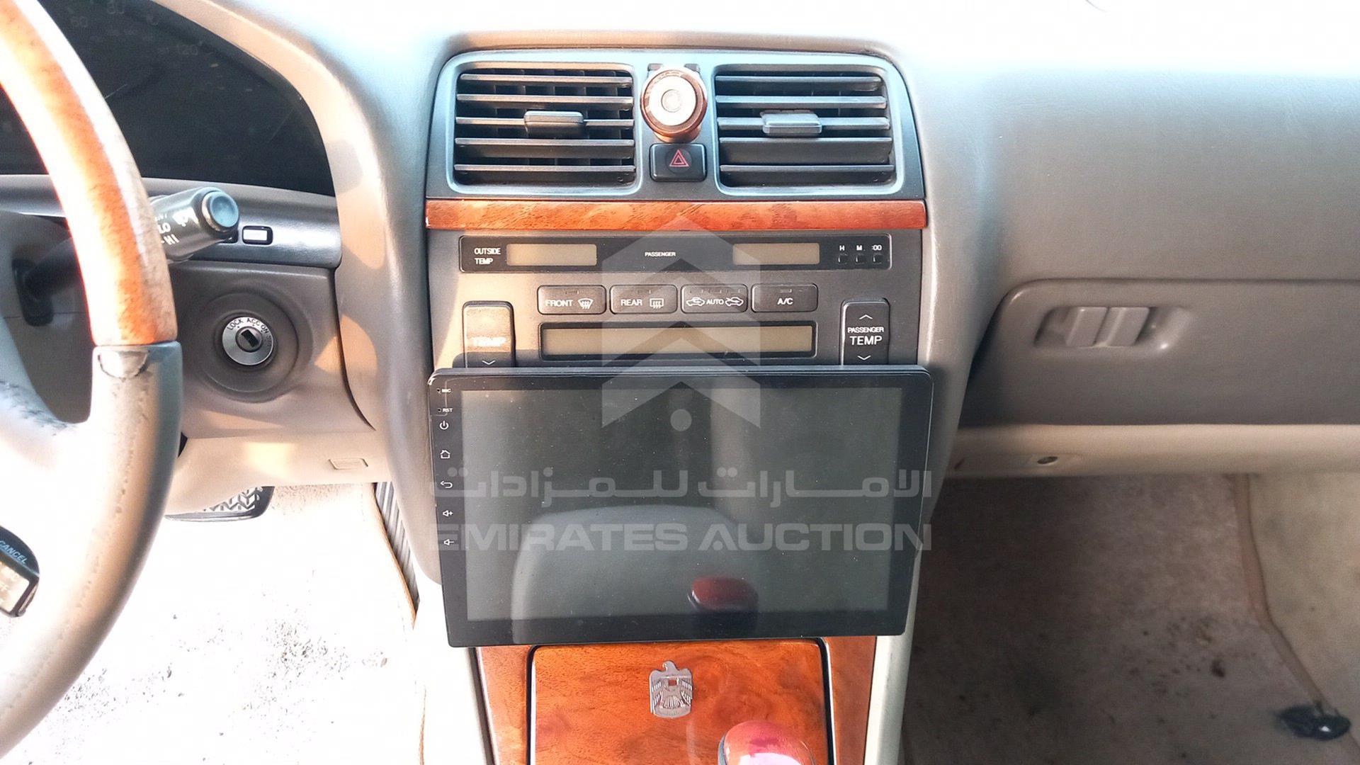 2000 LEXUS LS400 VIN: JT8BH28F7Y0171375