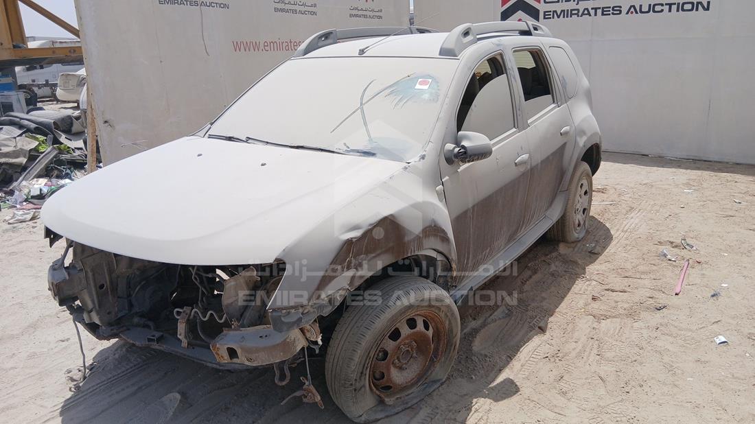 2016 Renault Duster — Front Left Angle — Photo 5