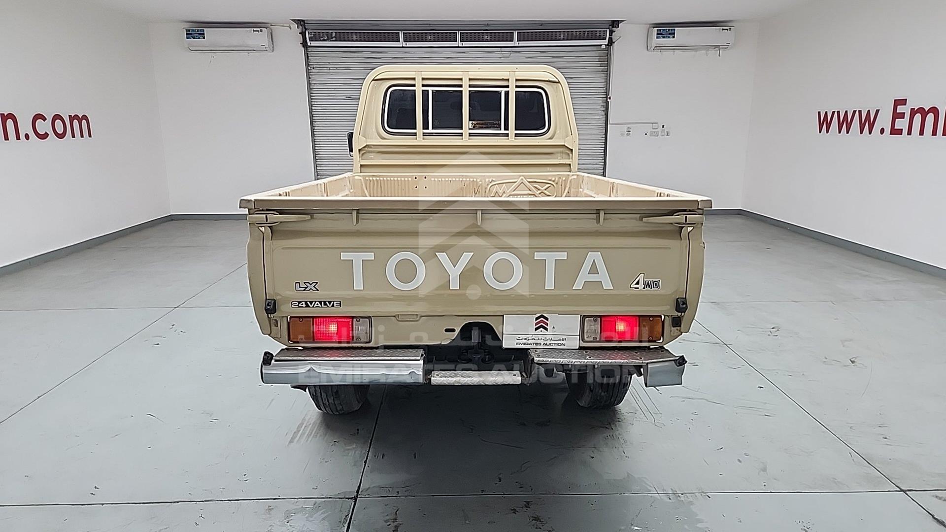 2008 TOYOTA LAND CRUISER VIN: JTFLJ73J186040241