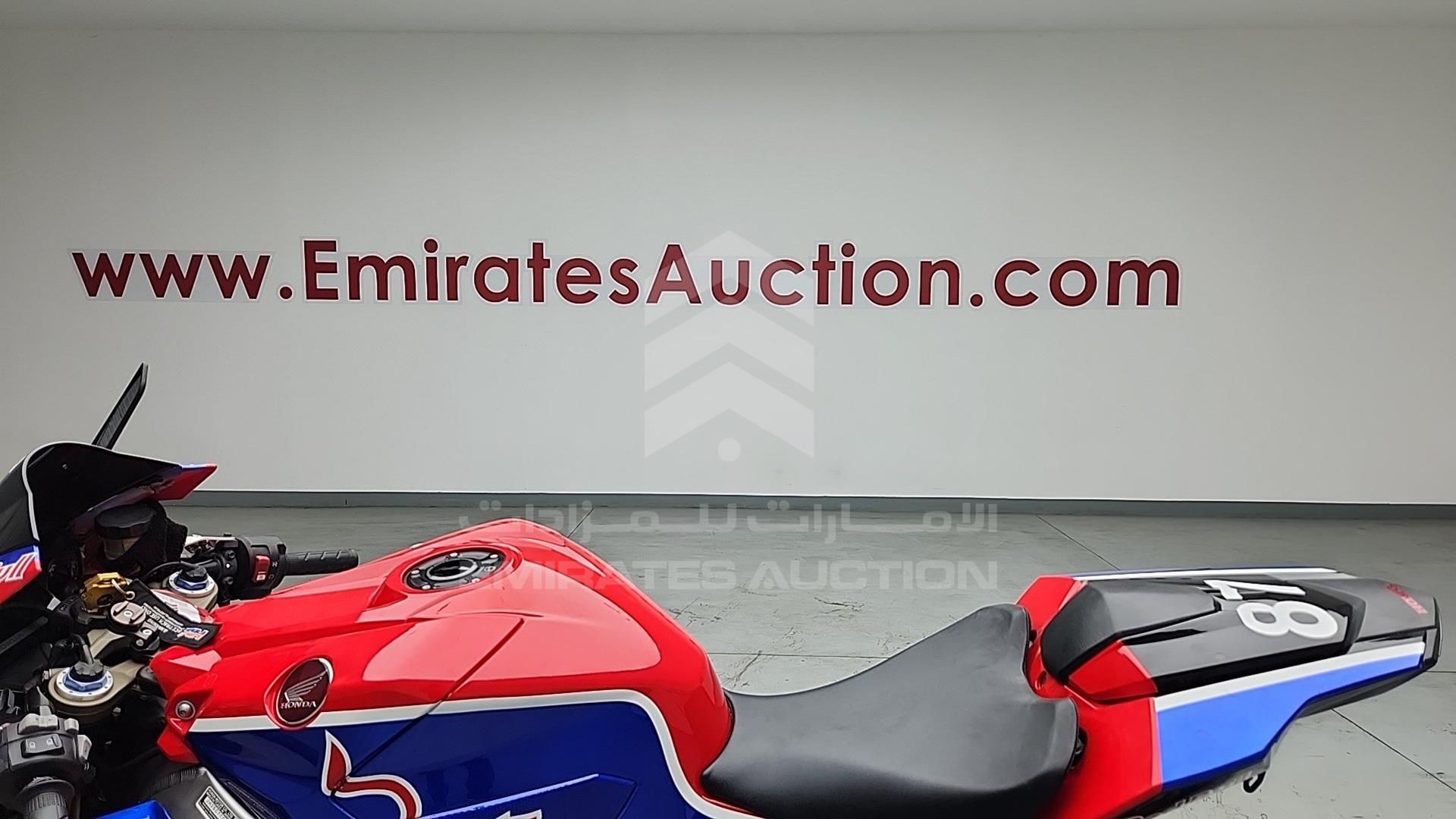 2019 HONDA CBR VIN: JH2SC77G2KK200002