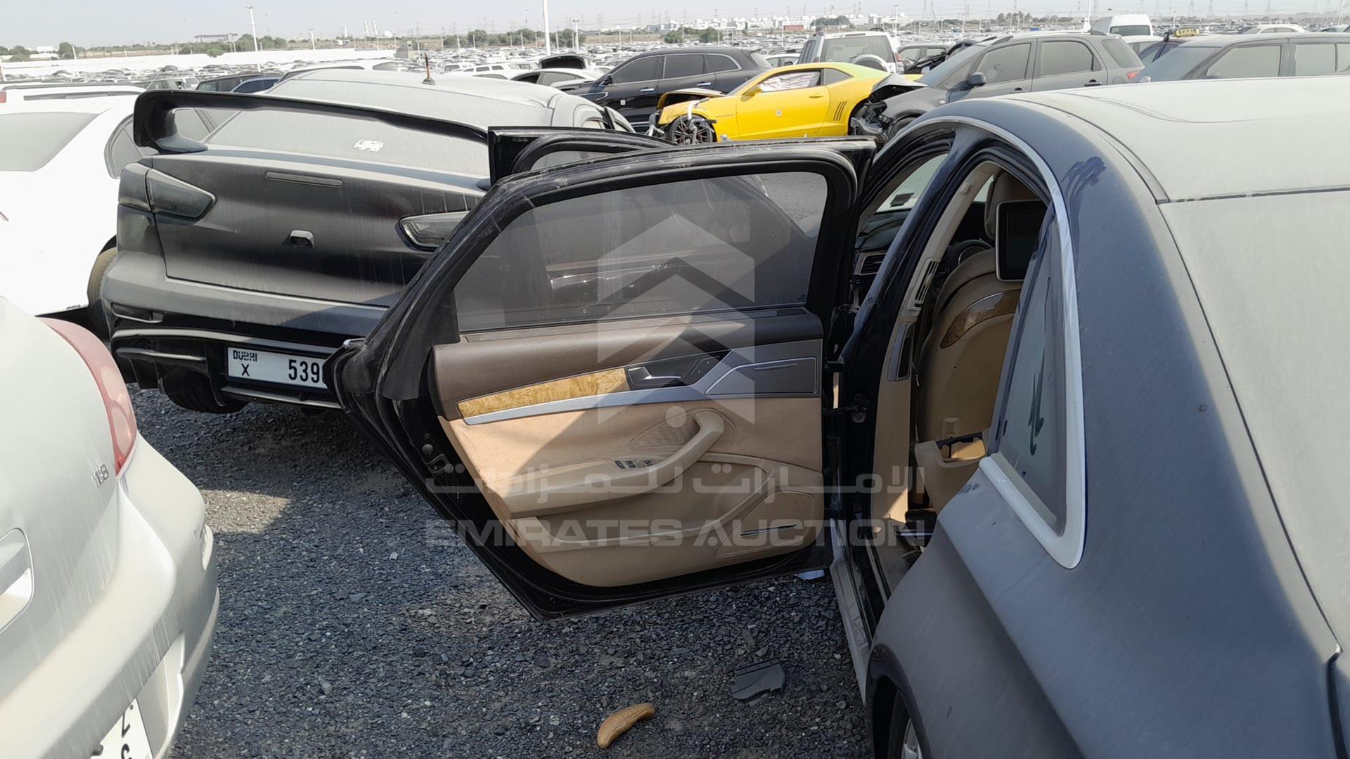 2011 AUDI A8 VIN: WAURVB4H1BN014903