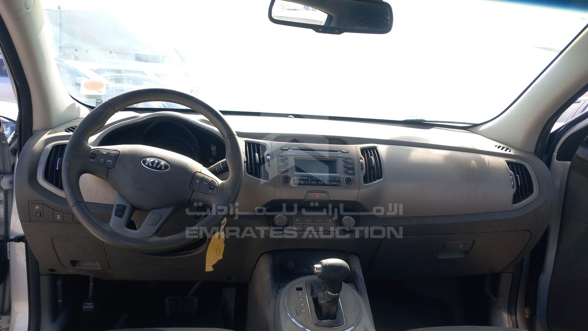 2016 KIA SPORTAGE VIN: KNAPC8129G7801223