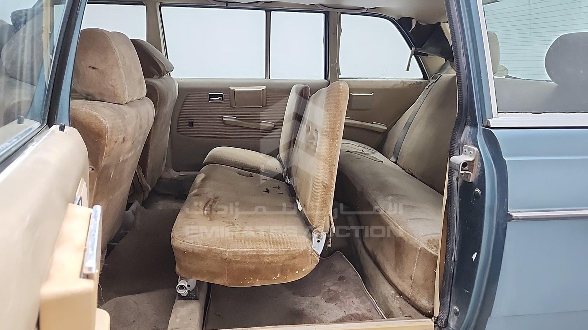 1981 MERCEDES 250 VIN: WDB12302810105896