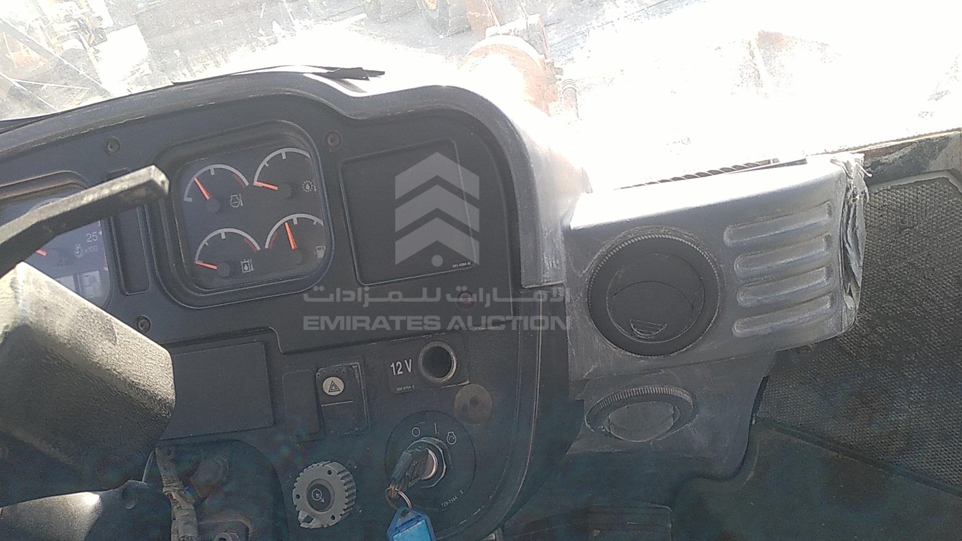 2011 CATERPILLAR 950H VIN: CAT0950HCN1A04588