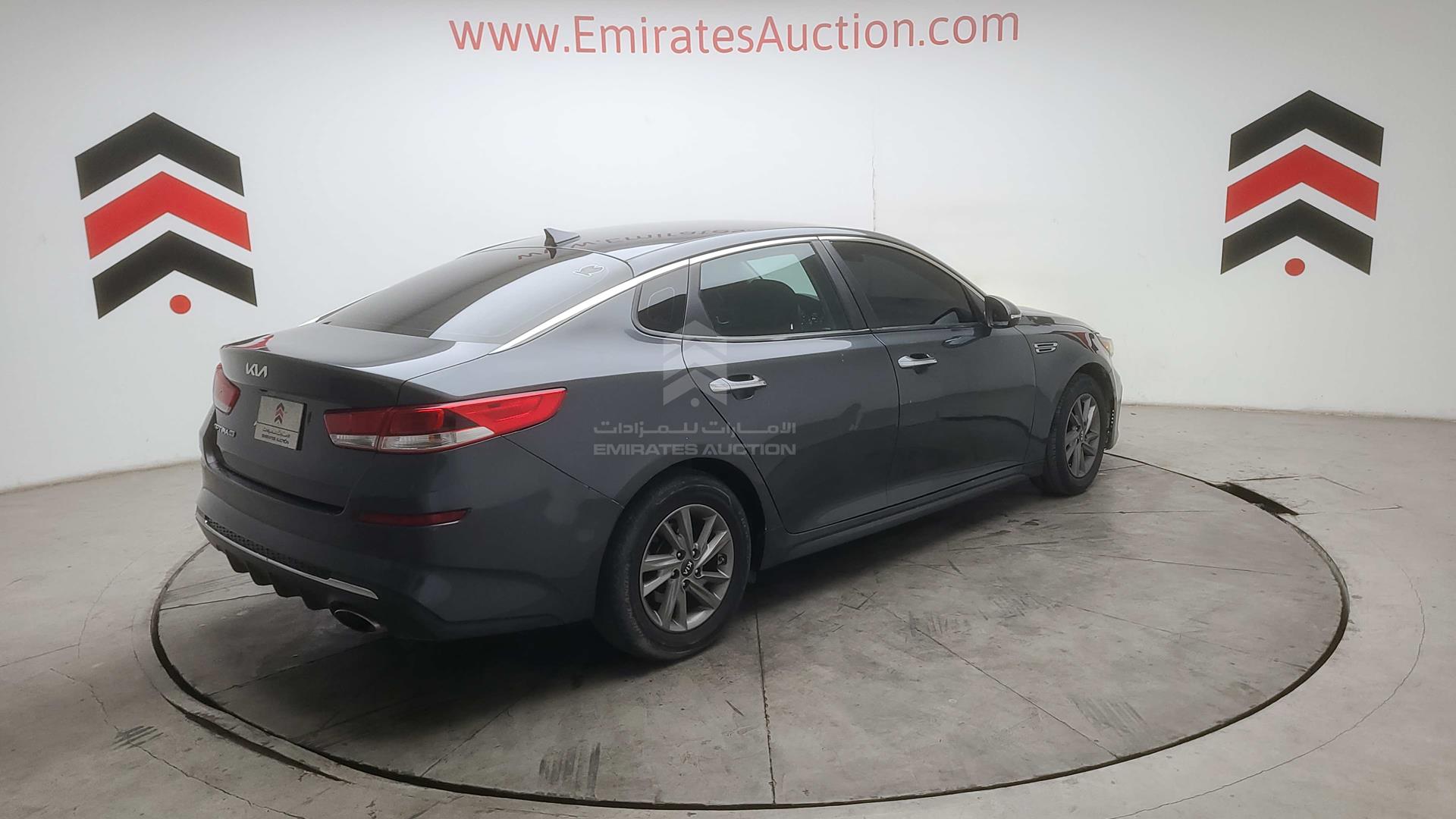 2020 KIA OPTIMA VIN: 5XXGT4L32LG424785