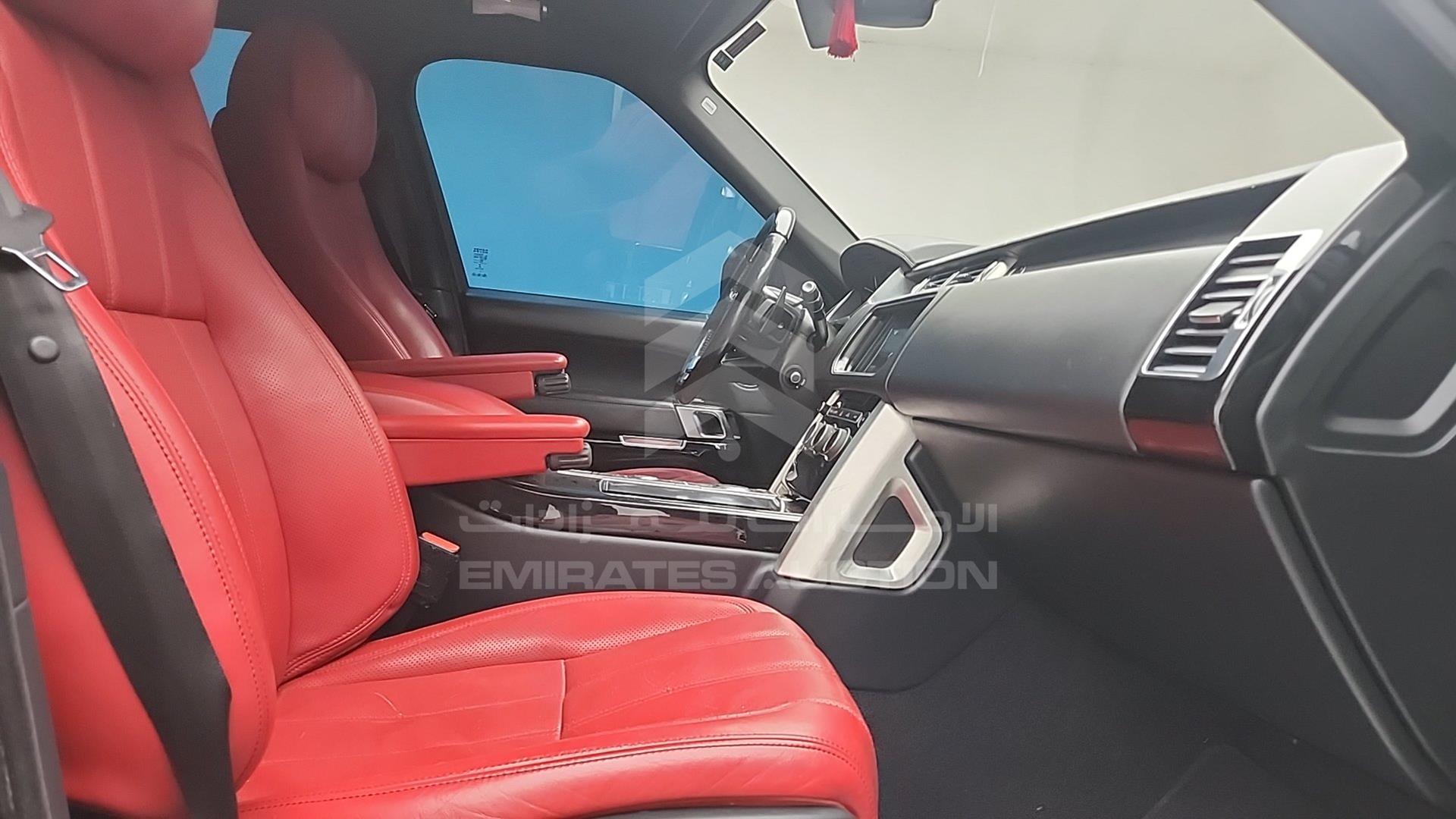 2016 RANGE ROVER VOGUE VIN: SALGA2EF4GA302649