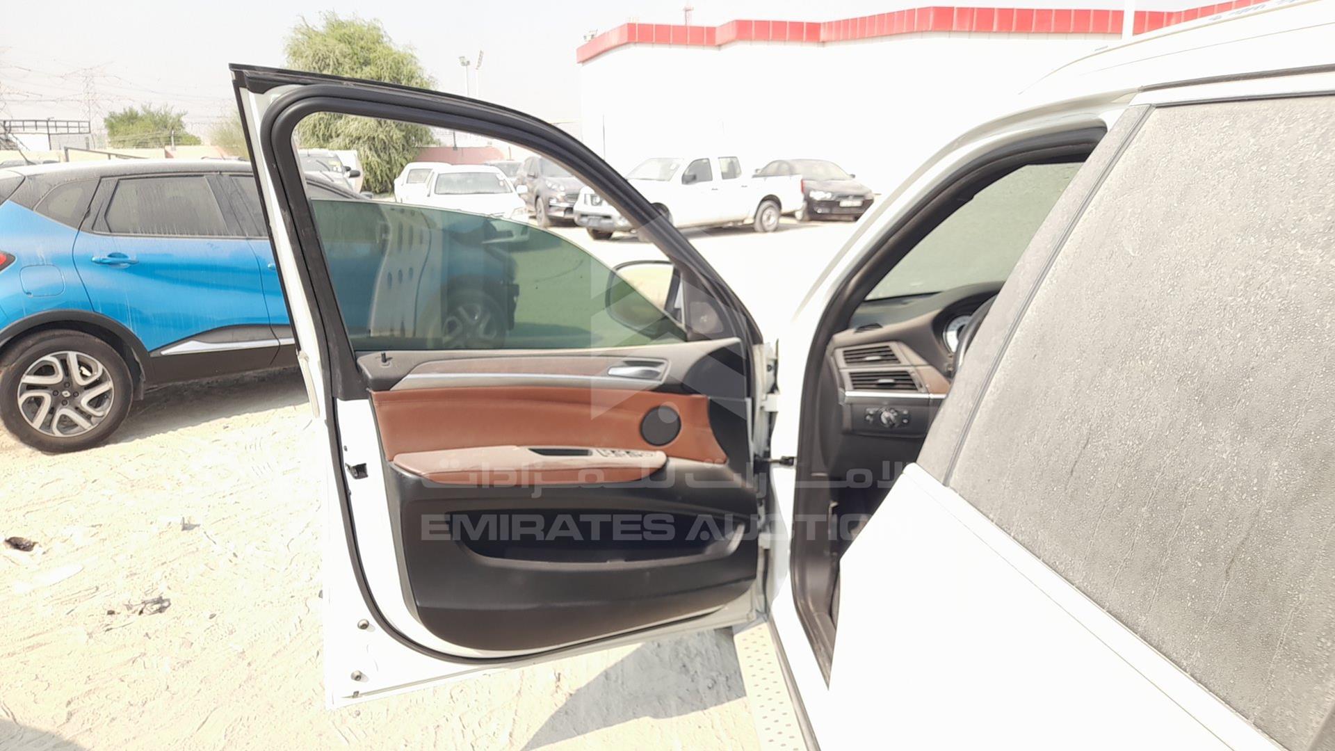 2013 BMW X5 VIN: WBAZV8106DL394983