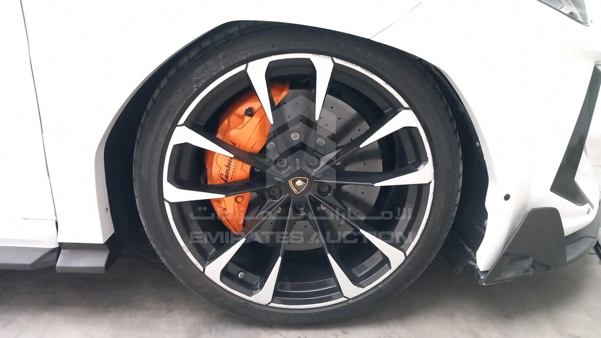 2019 LAMBORGHINI URUS MY19 VIN: ZPBEA1ZL8KLA00652
