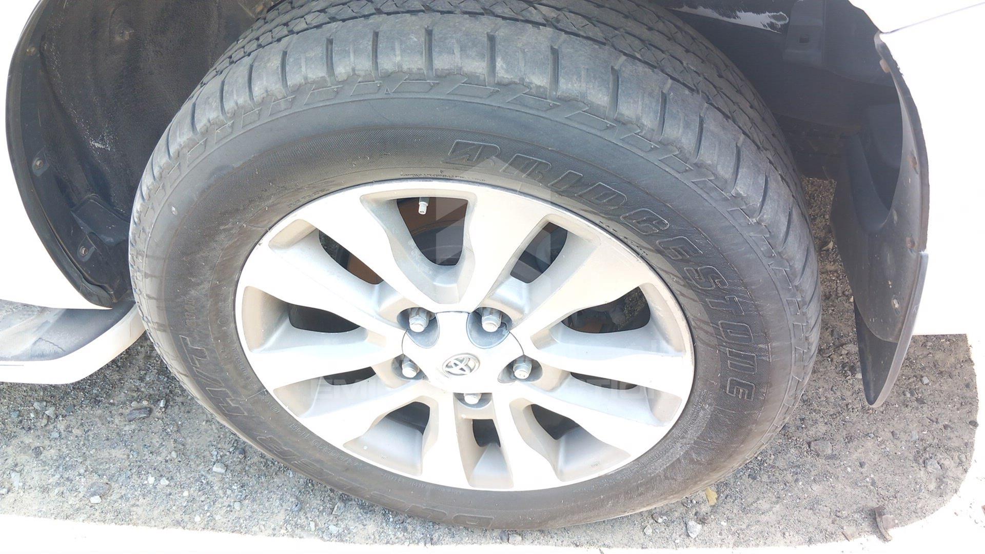 2009 TOYOTA SEQUOIA VIN: 5TDZY68A49S018351