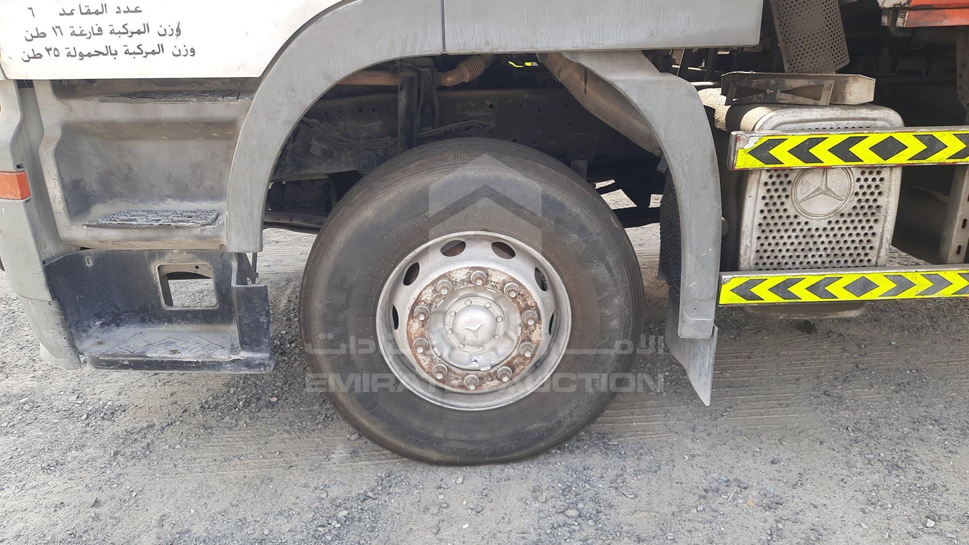 2007 MERCEDES ACTROS VIN: WDAKHCAA77L185234