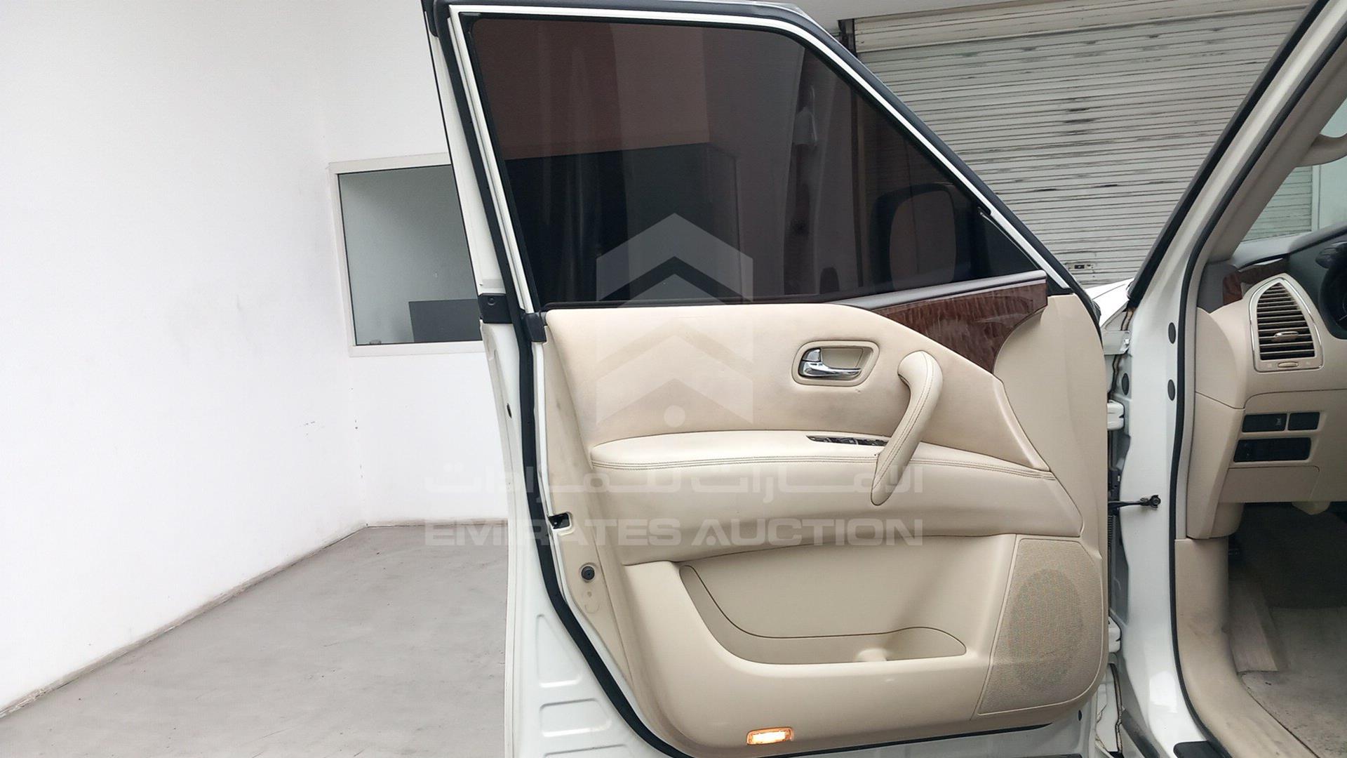 2017 NISSAN PATROL VIN: JN8BY2NY6H9002049