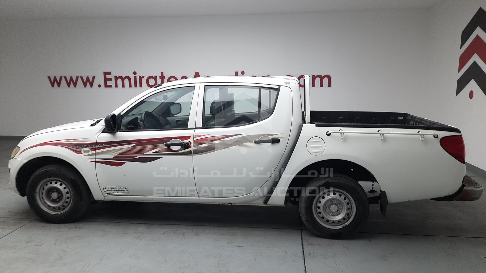 2015 MITSUBISHI L 200 VIN: MMBJNKA40FD017803