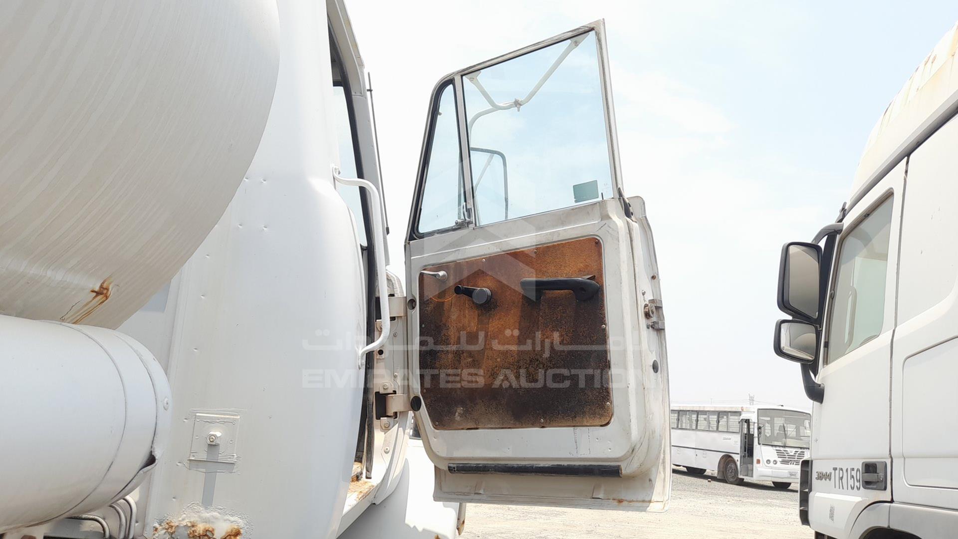 2008 NISSAN DIESEL --- VIN: JNCFAP0K38AK01442