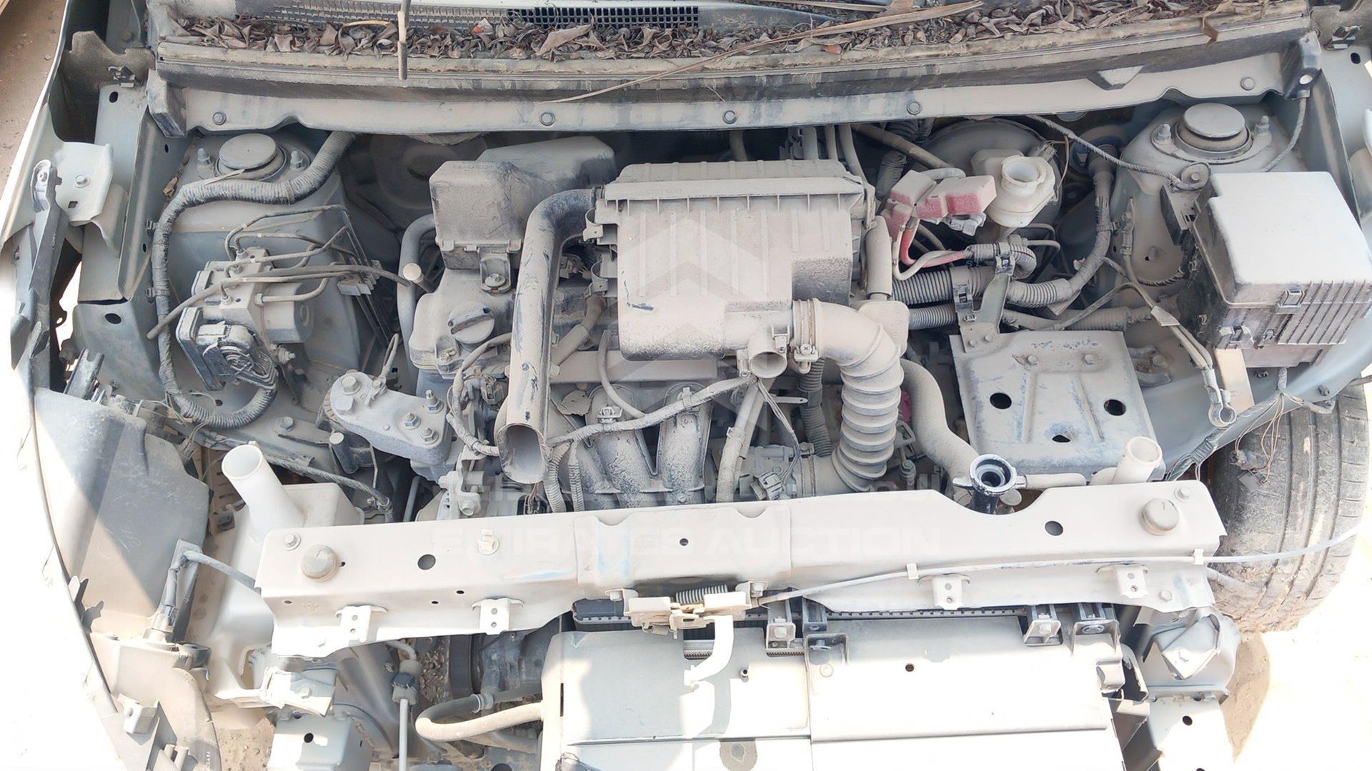 0 MITSUBISHI --- VIN: MMDAFT6J5MH008852