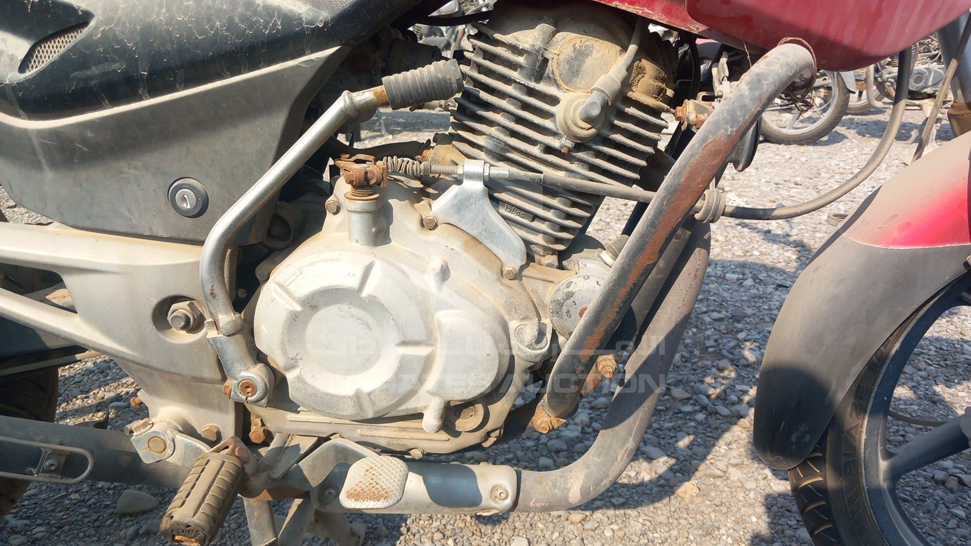 0 BAJAJ PULSAR 150 VIN: MD2A11CZ1CCE80812