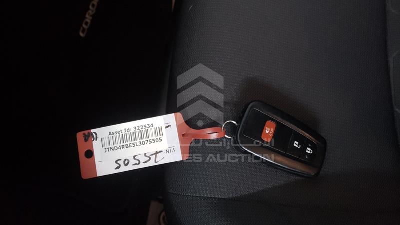 JTND4RBE5L3075505 Auction: EmiratesAuction Lot: 423206 JTND4RBE5L3075505 Toyota Corolla 2020 BLACK Photo 5
